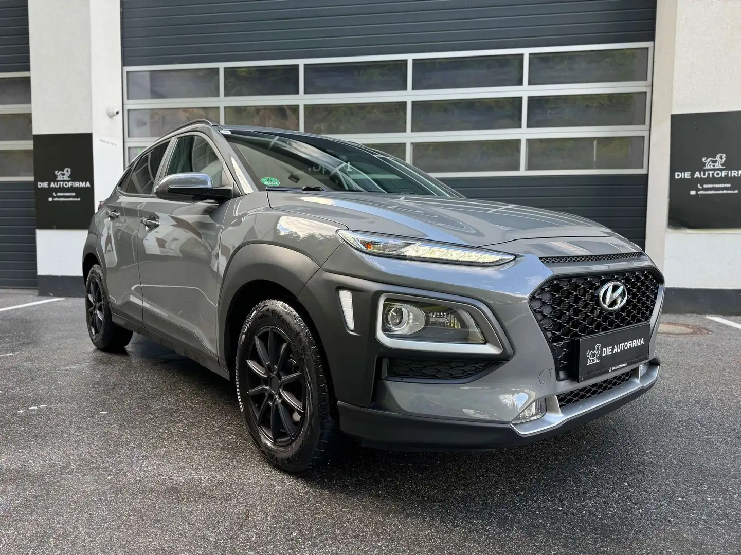 Hyundai KONA Kona **4WD **ALLRAD**8 FACH BEREIFT**SERVICE** Grau - 1