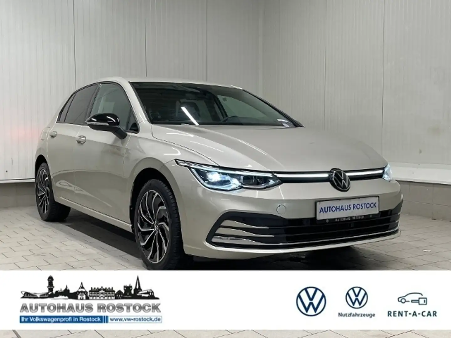 Volkswagen Golf VIII Move 1.0 eTSI DSG SHZ PDC ACC Argent - 1
