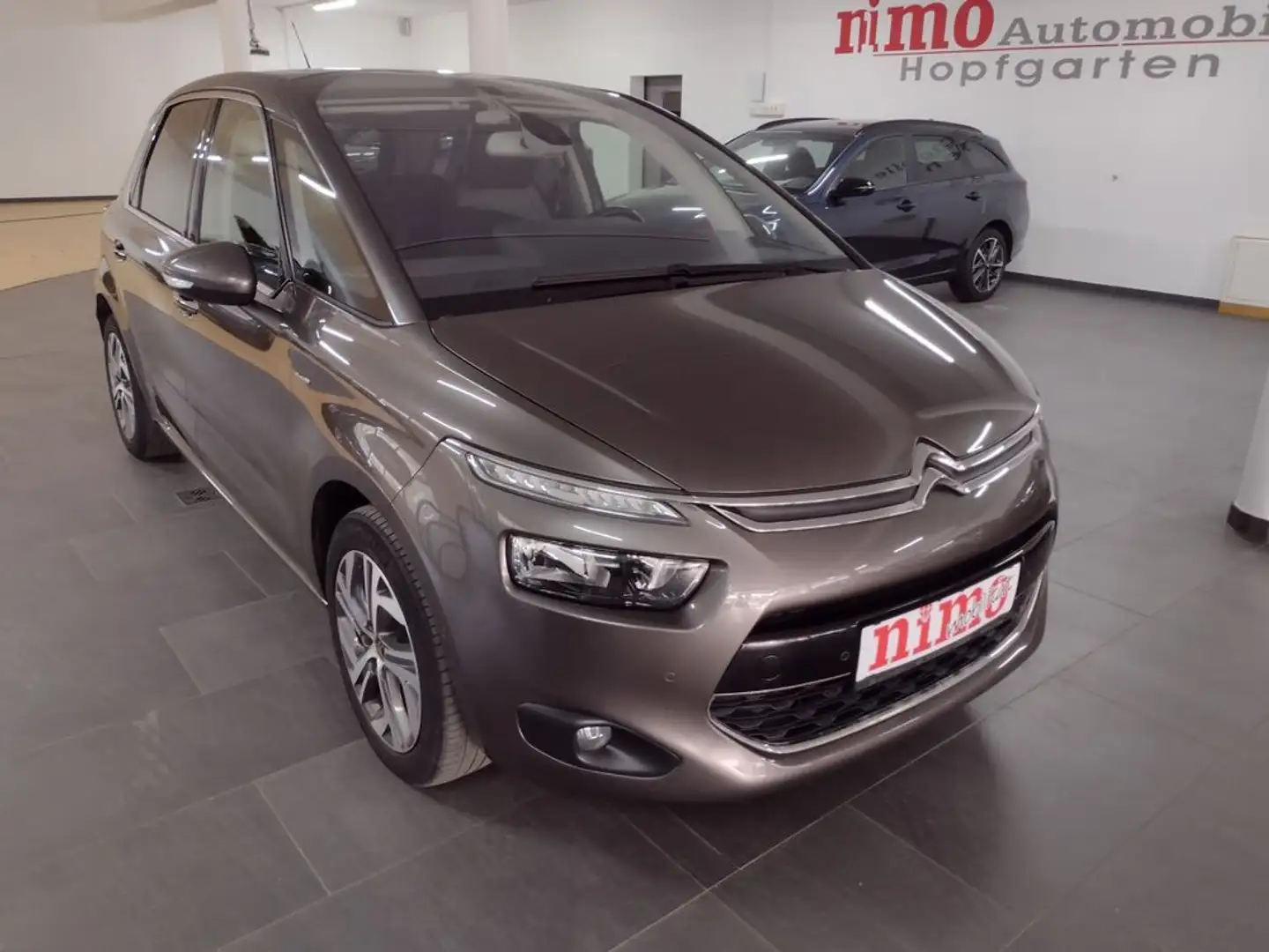 Citroen C4 Picasso Exclusive Braun - 1