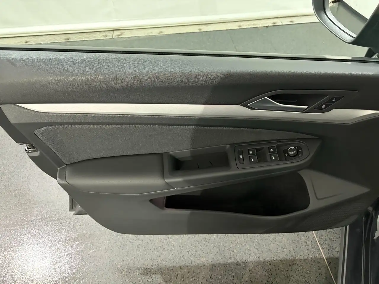 Volkswagen Golf Variant 2.0 TDI SCR Life DSG *LED*PDC*NAVI* 9