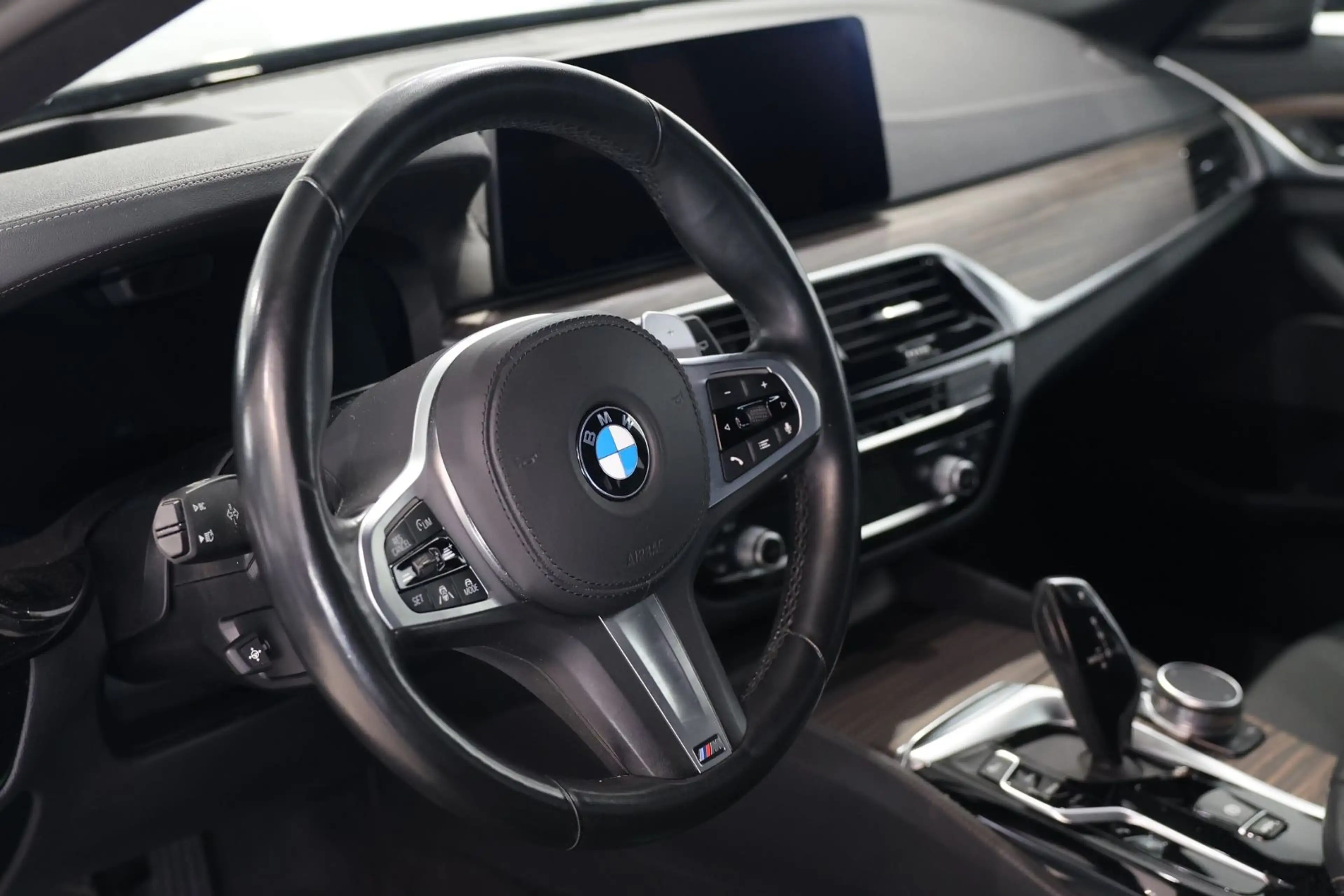 BMW 540 d Touring xDrive LuxuryLine HUD*H&K*Pano*AHK — photo 12