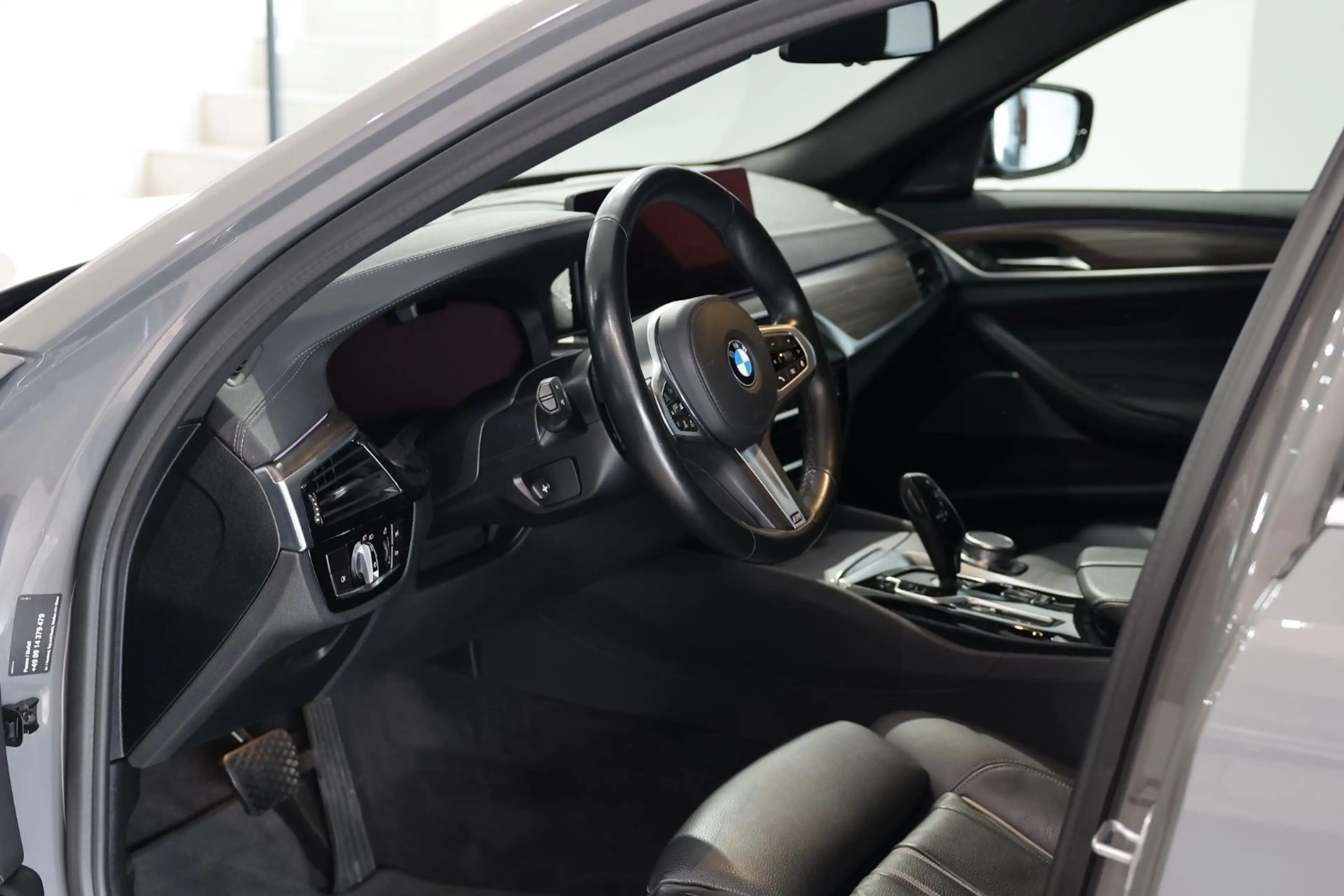 BMW 540 d Touring xDrive LuxuryLine HUD*H&K*Pano*AHK — photo 6