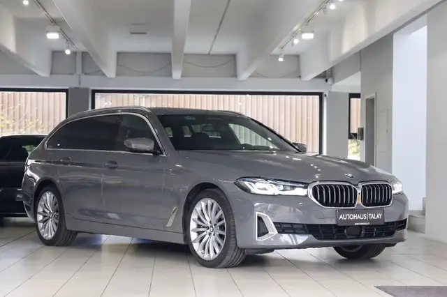 Bmw 540 d Touring xDrive LuxuryLine HUD*H&K*Pano*AHK