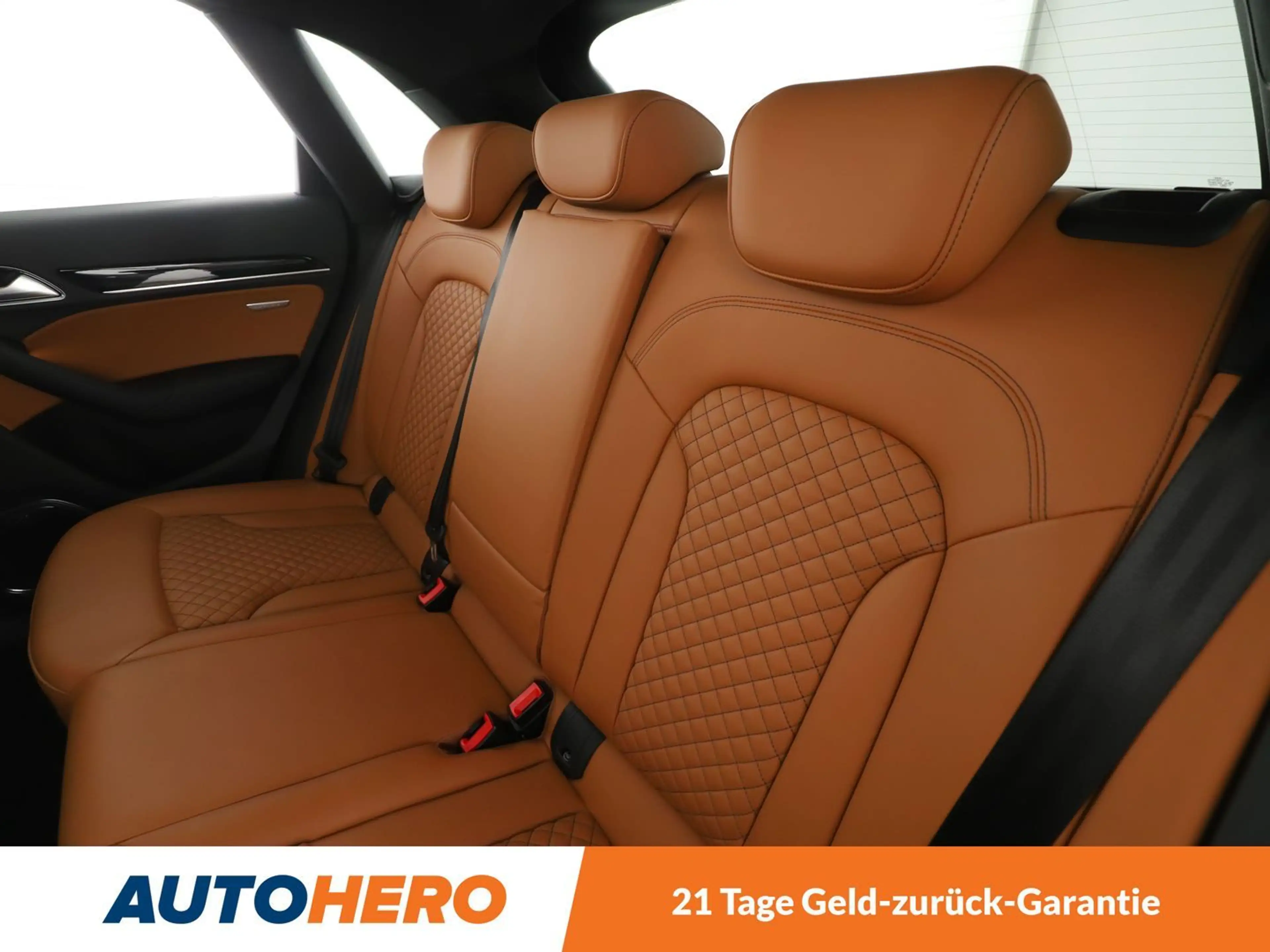 Audi RS Q3 2.5 TFSI quattro Performance Aut.*NAVI*LED*TEMPO* — photo 14