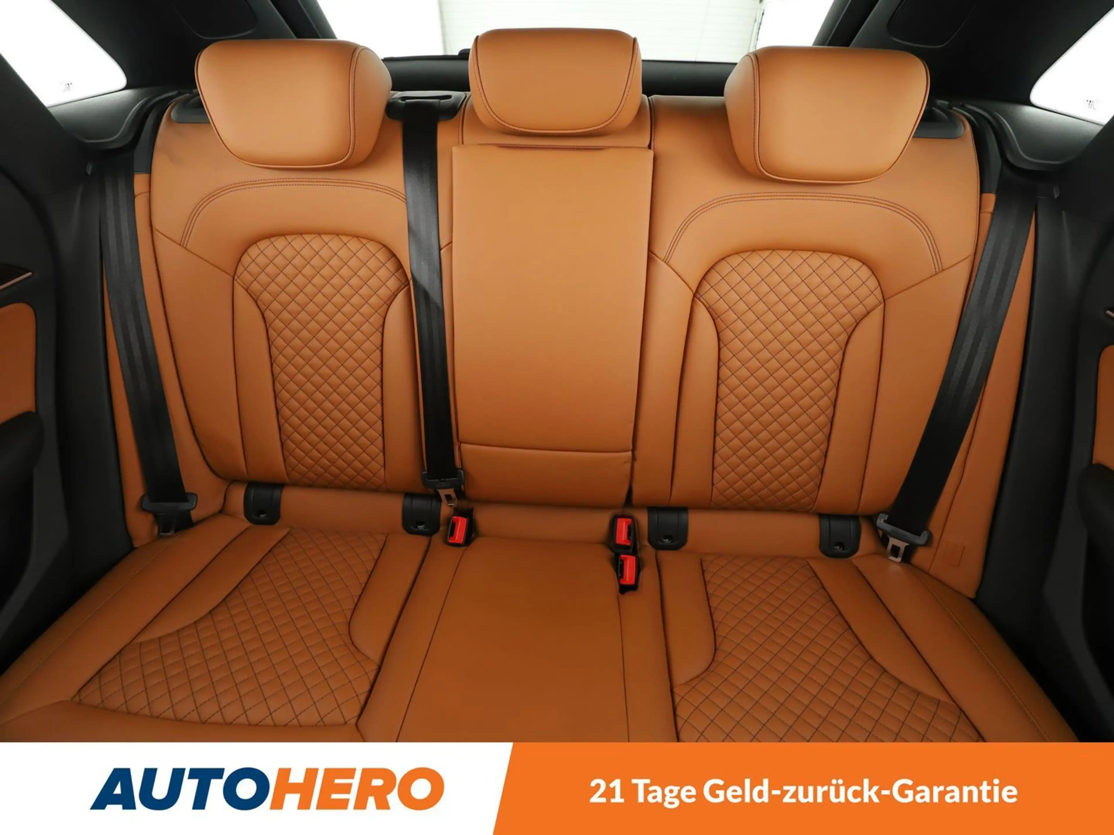 Audi RS Q3 2.5 TFSI quattro Performance Aut.*NAVI*LED*TEMPO* — photo 15