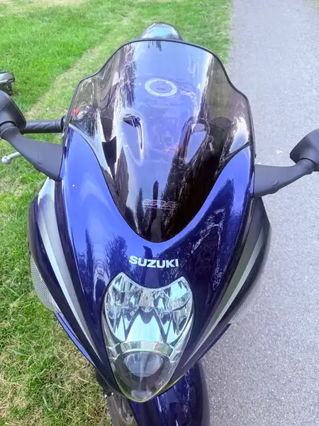 Suzuki GSX 1300 - foto 3