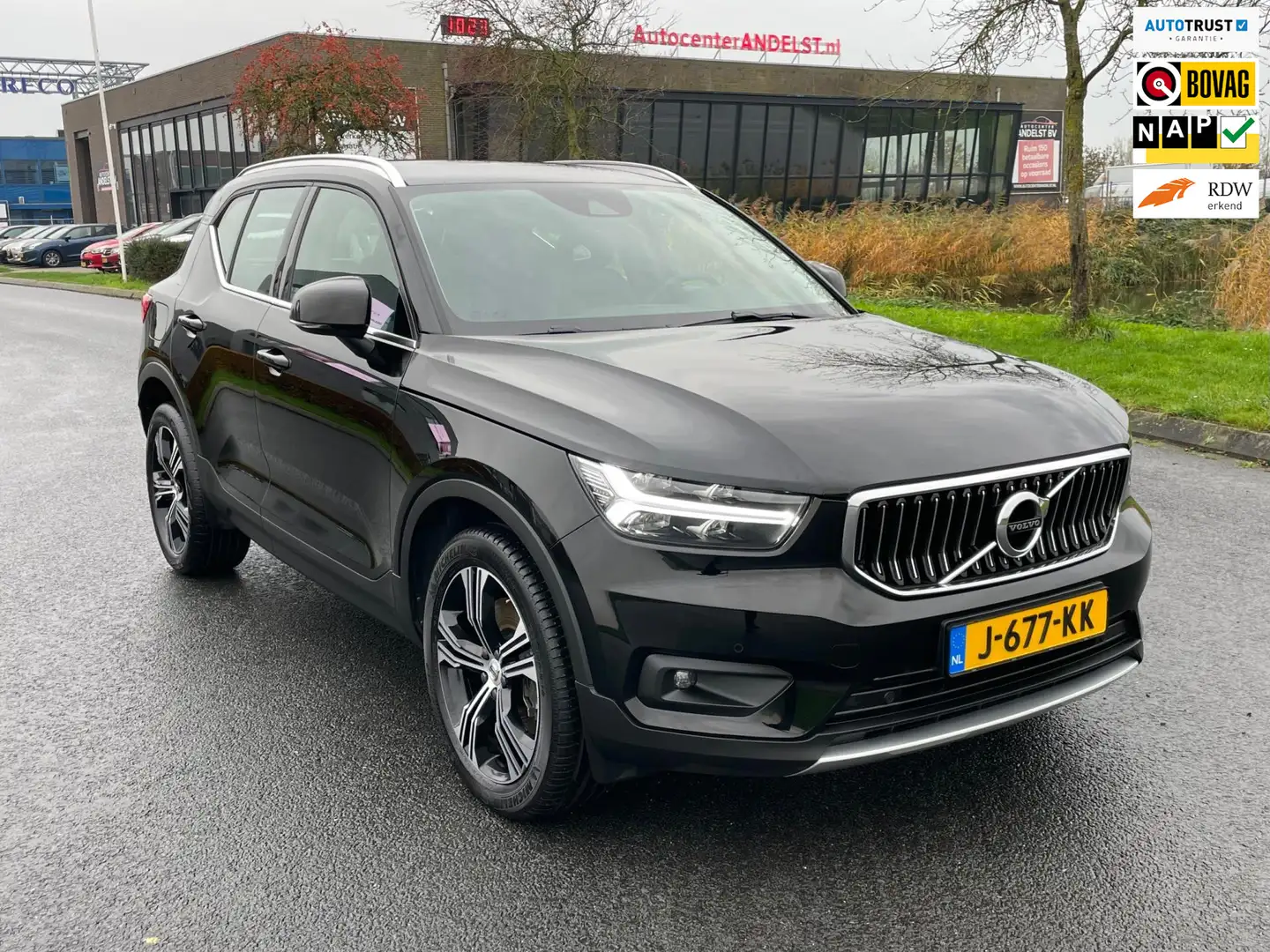 Volvo XC40 1.5 T5 Recharge Inscription, Aut, Acc, Stoel-/stuu Noir - 1