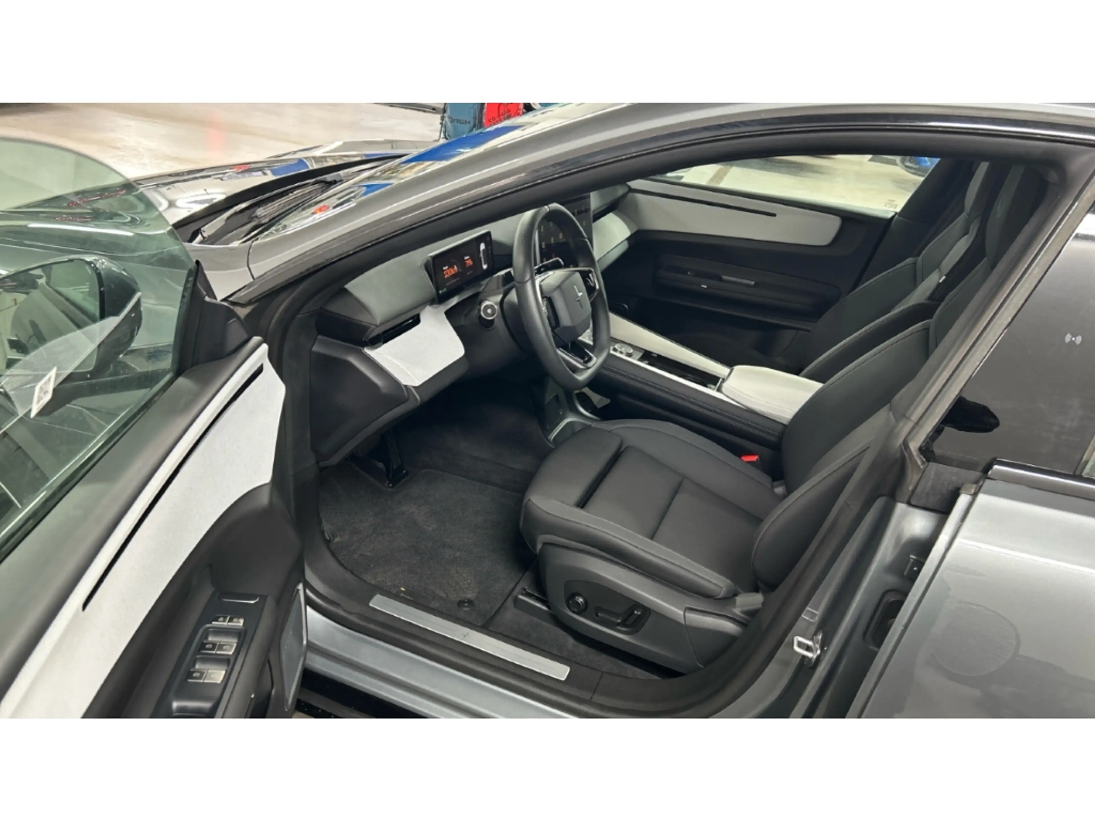 Polestar 4 100kWh Long Range Single 22KW Pixel Pilot 360-Grad — photo 5