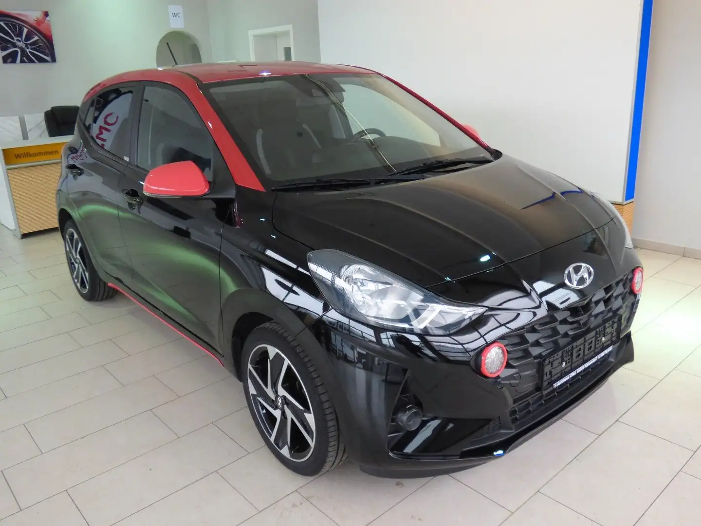 Hyundai i10 Trend Kamera, Navi, Sitzheizung .. Noir - 2