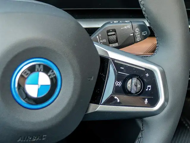 BMW I5 view 11