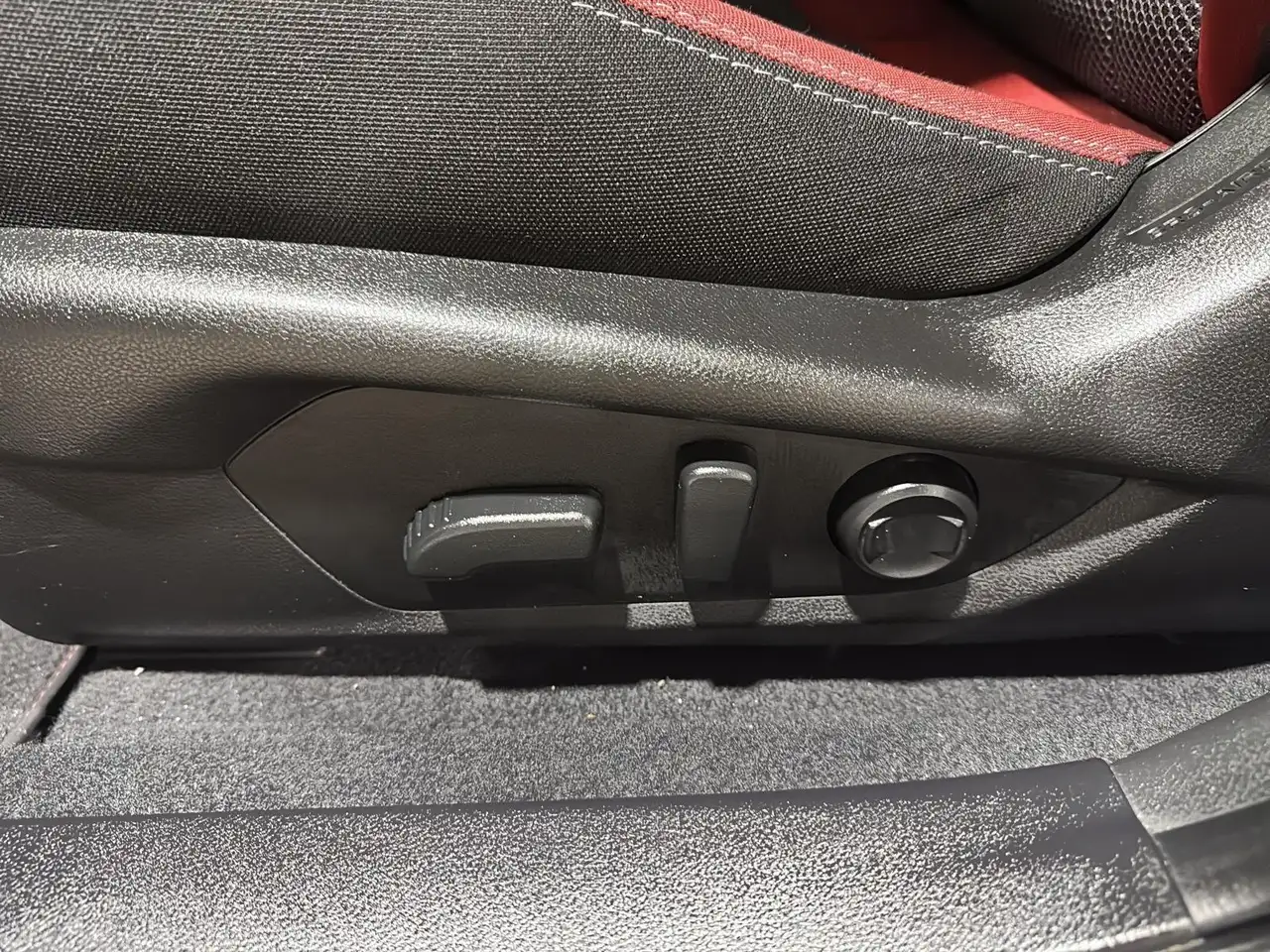 Subaru Impreza снимка Subaru Impreza