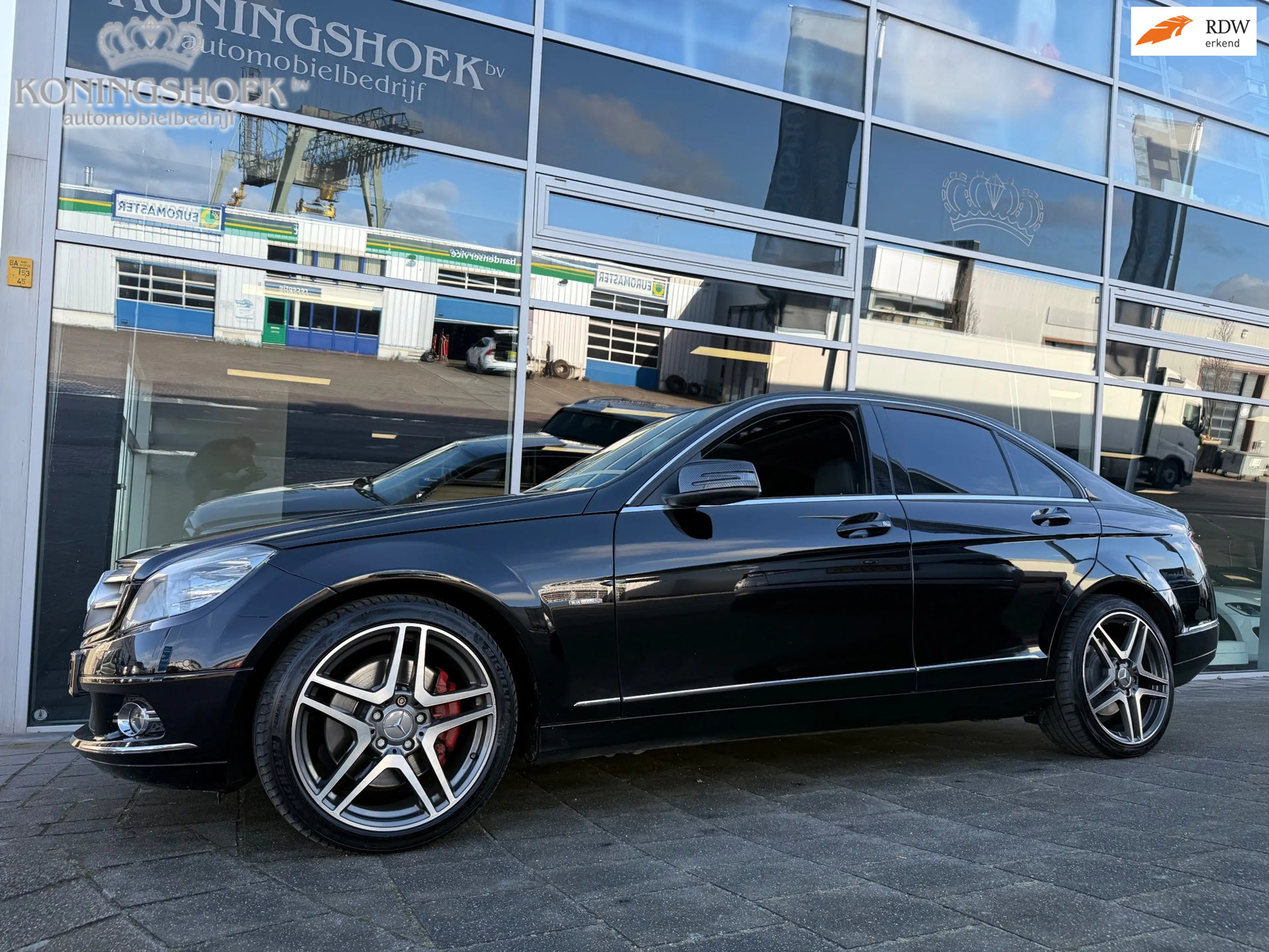 Mercedes-Benz C 350 CGI BlueEFFICIENCY Elegance