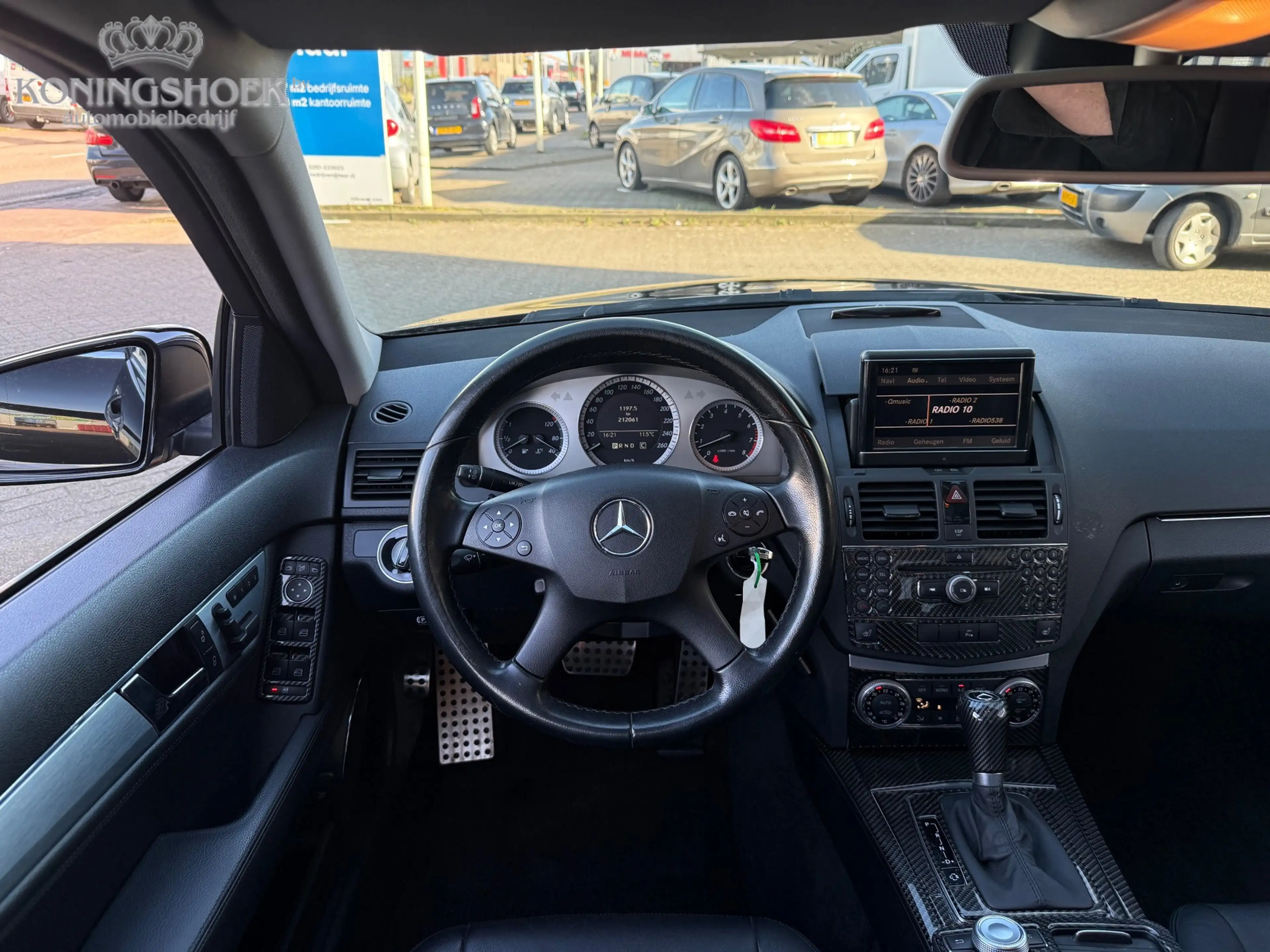 Mercedes-Benz C 350 CGI BlueEFFICIENCY Elegance — photo 11