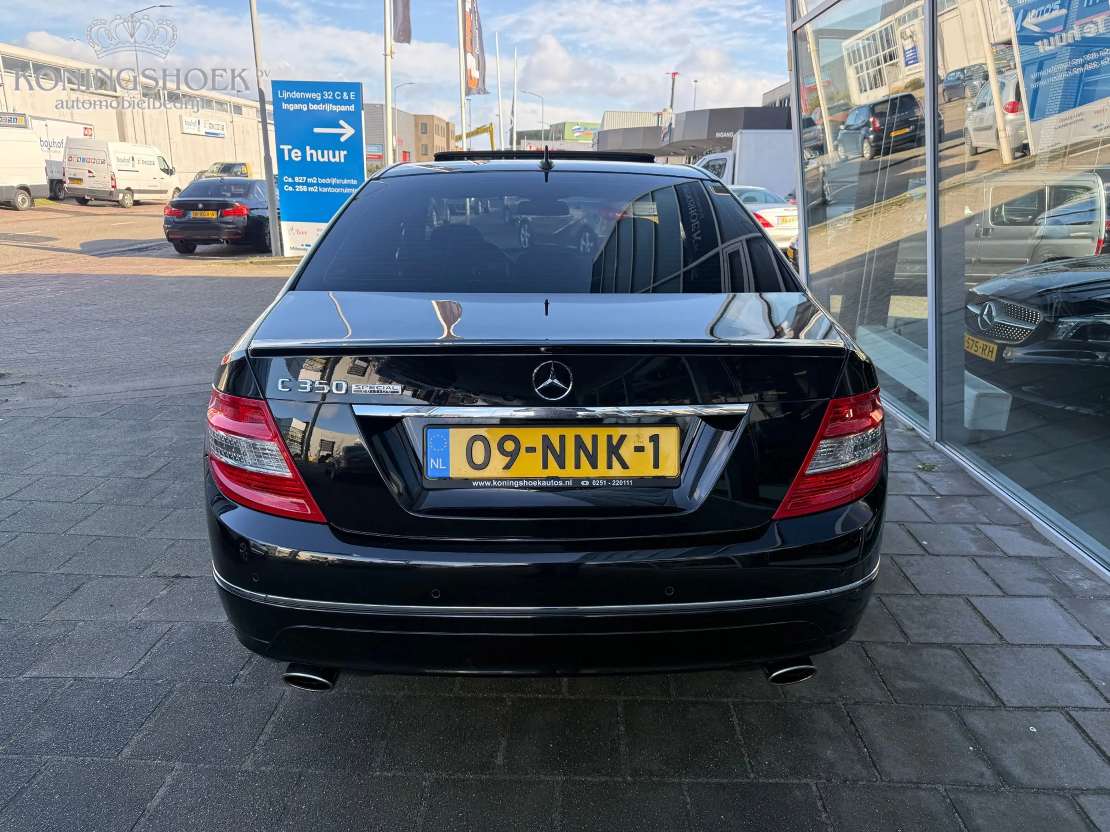 Mercedes-Benz C 350 CGI BlueEFFICIENCY Elegance — photo 9