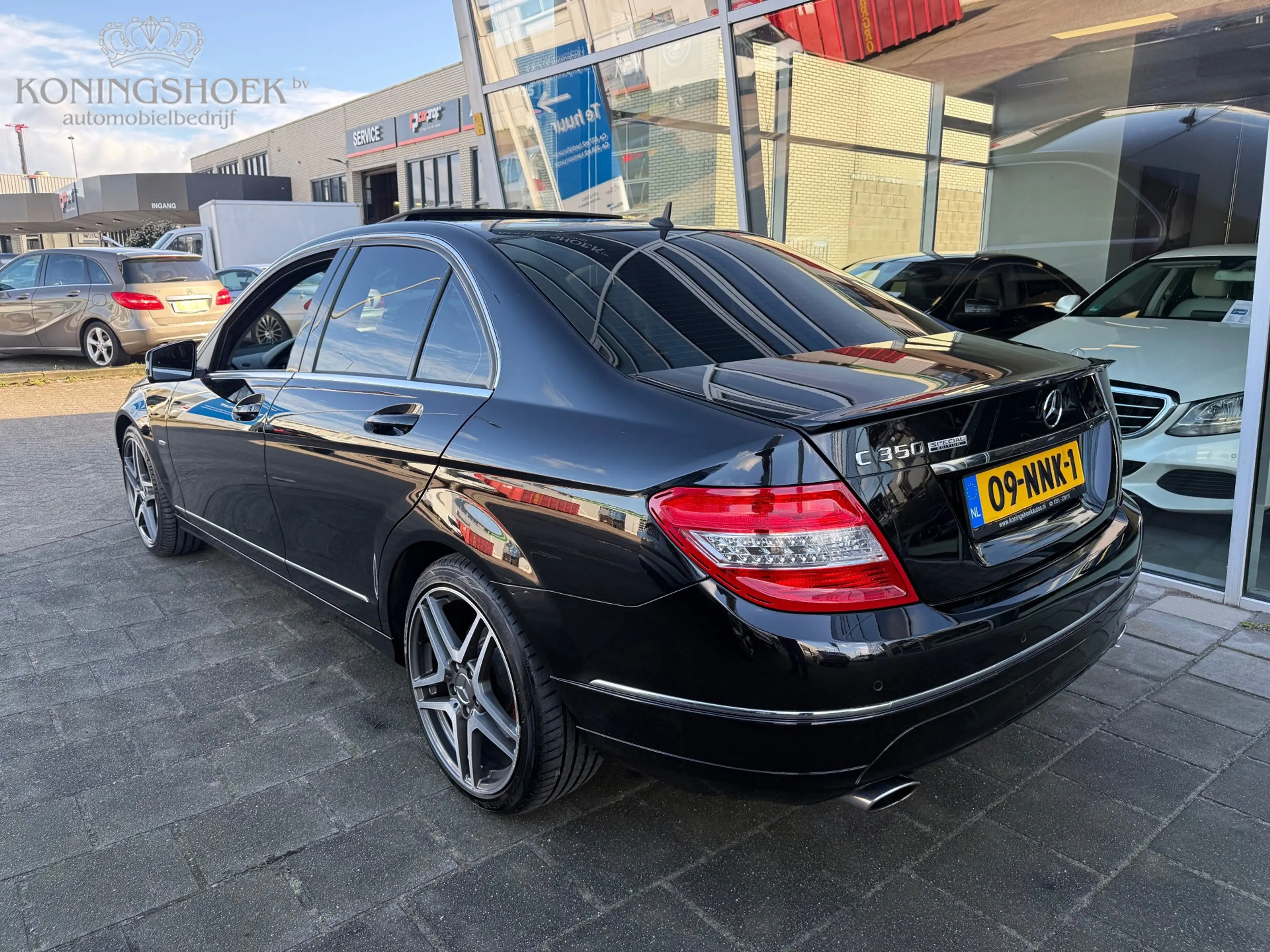 Mercedes-Benz C 350 CGI BlueEFFICIENCY Elegance — photo 8