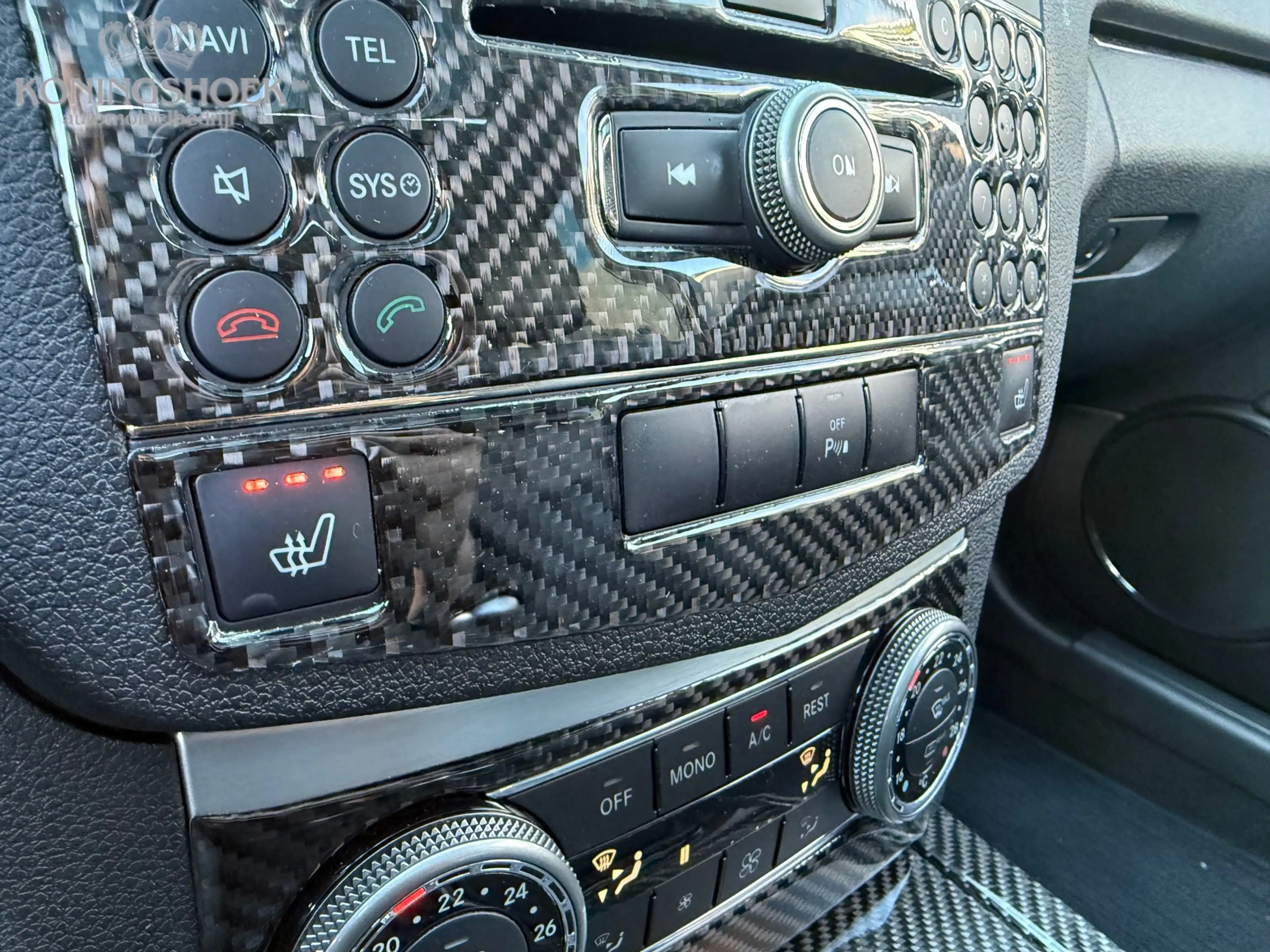 Mercedes-Benz C 350 CGI BlueEFFICIENCY Elegance — photo 13