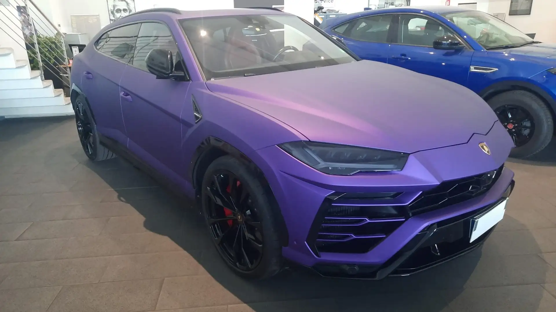 Lamborghini Urus Urus 4.0 V8 auto Violet - 2