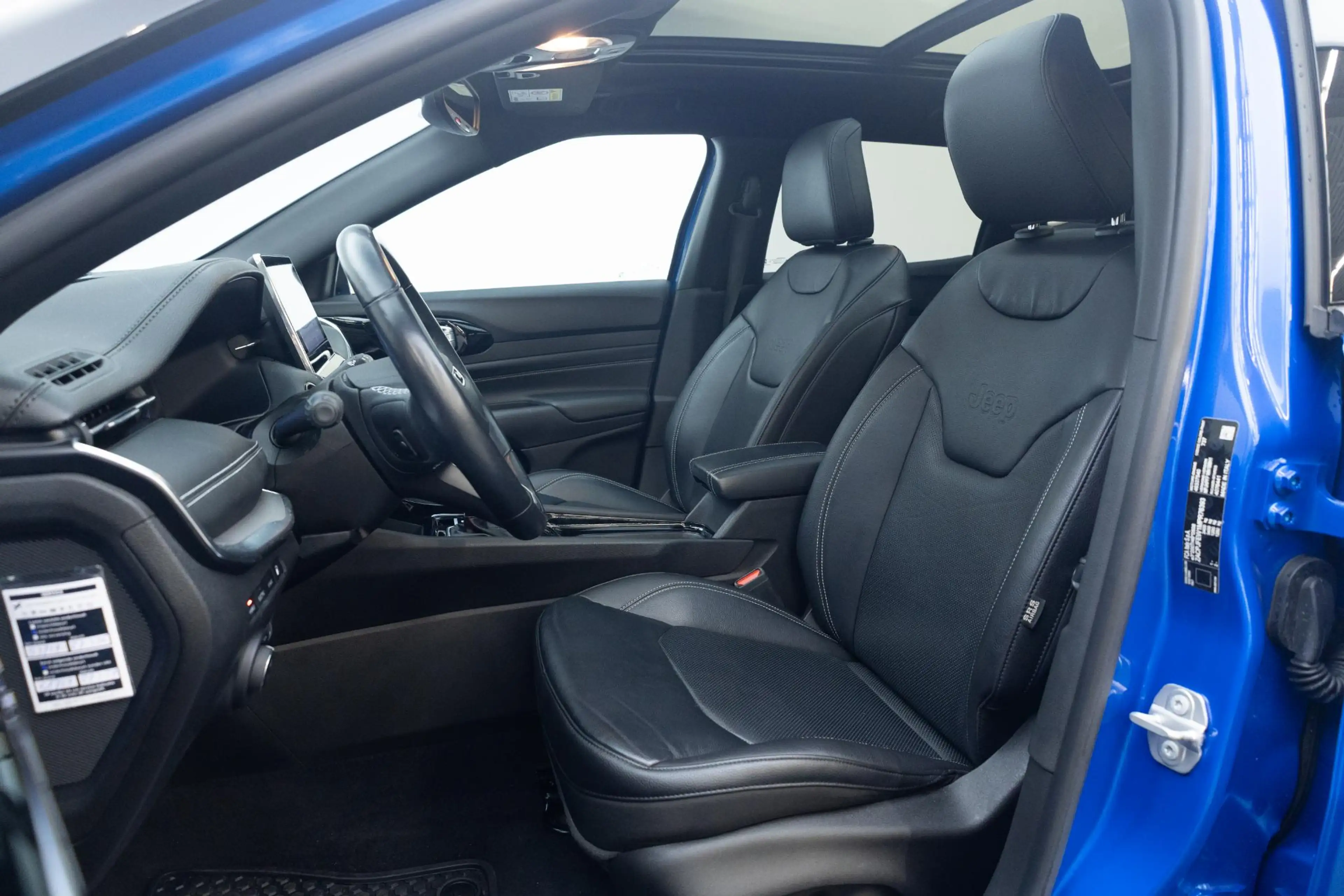 Jeep Compass 4xe 240 Plug-in Hybrid Electric S | Panorama-dak | — photo 5