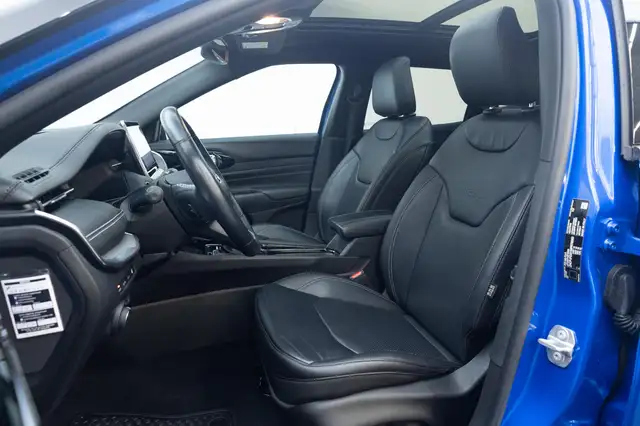 Jeep Compass view 5