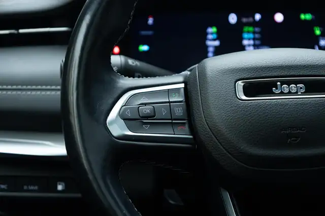 Jeep Compass view 25