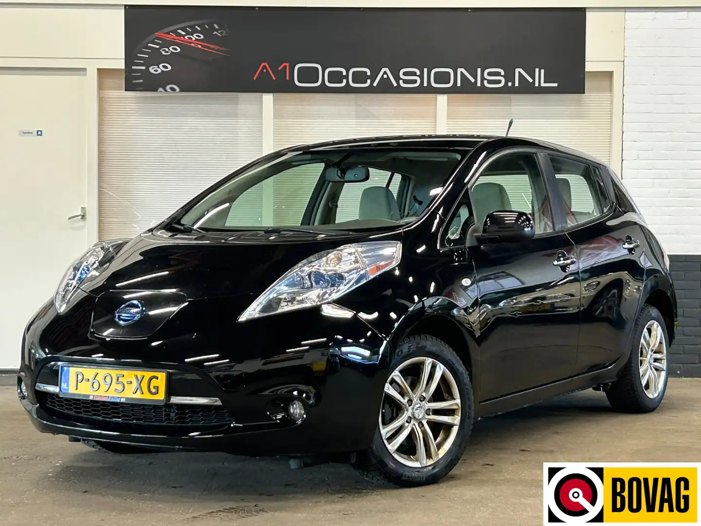 Nissan Leaf Base 24 kWh Negro - 1