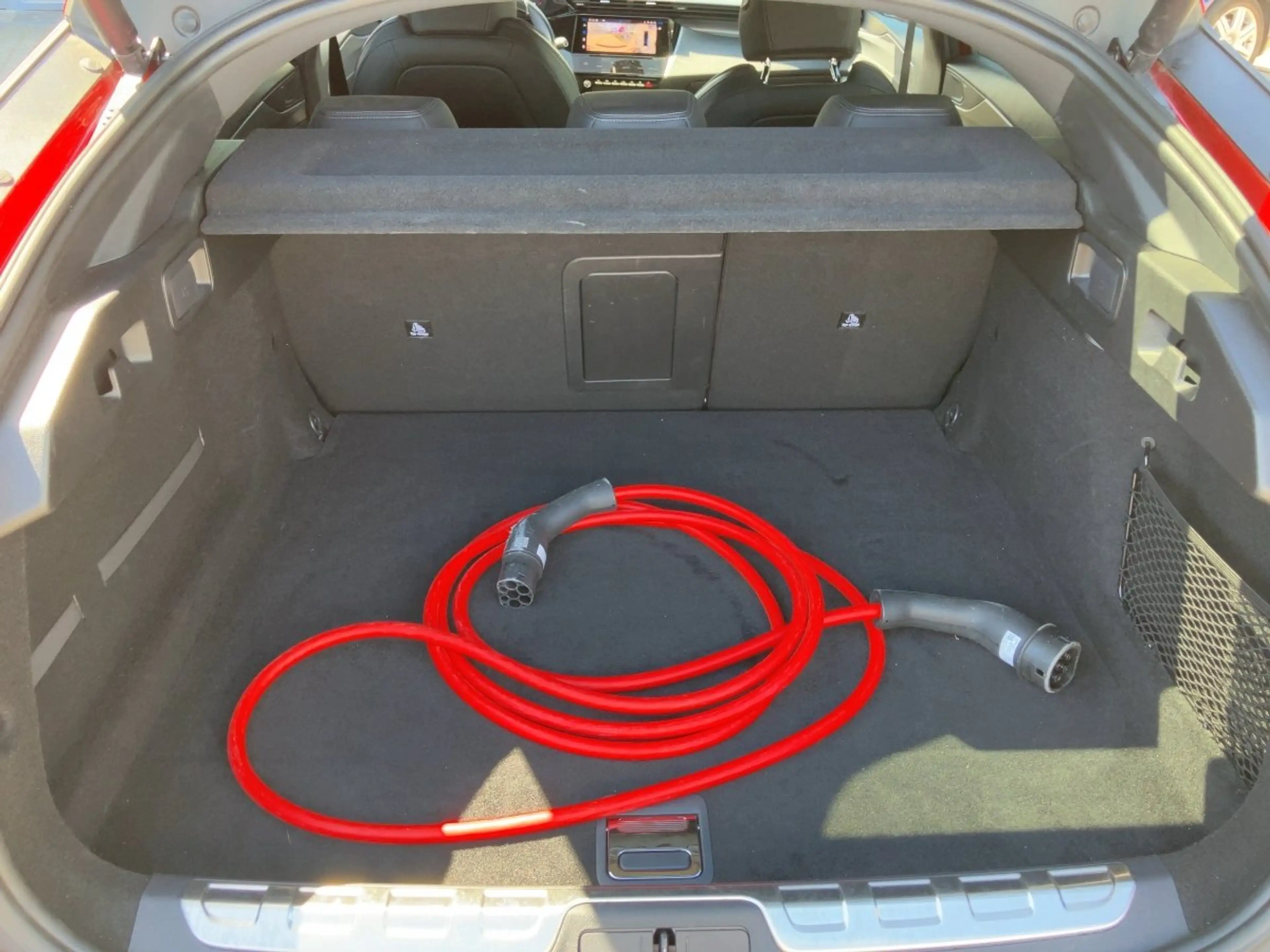 Peugeot 408 225 GT ACC+LED+Navi+SHZ+2xKlima+360+Kam.+PDC — photo 7