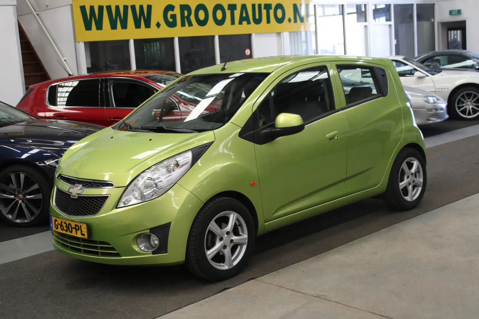 Chevrolet Spark 1.0 16V L Airco, Isofix, Stuurbekrachtiging Zelená - 1