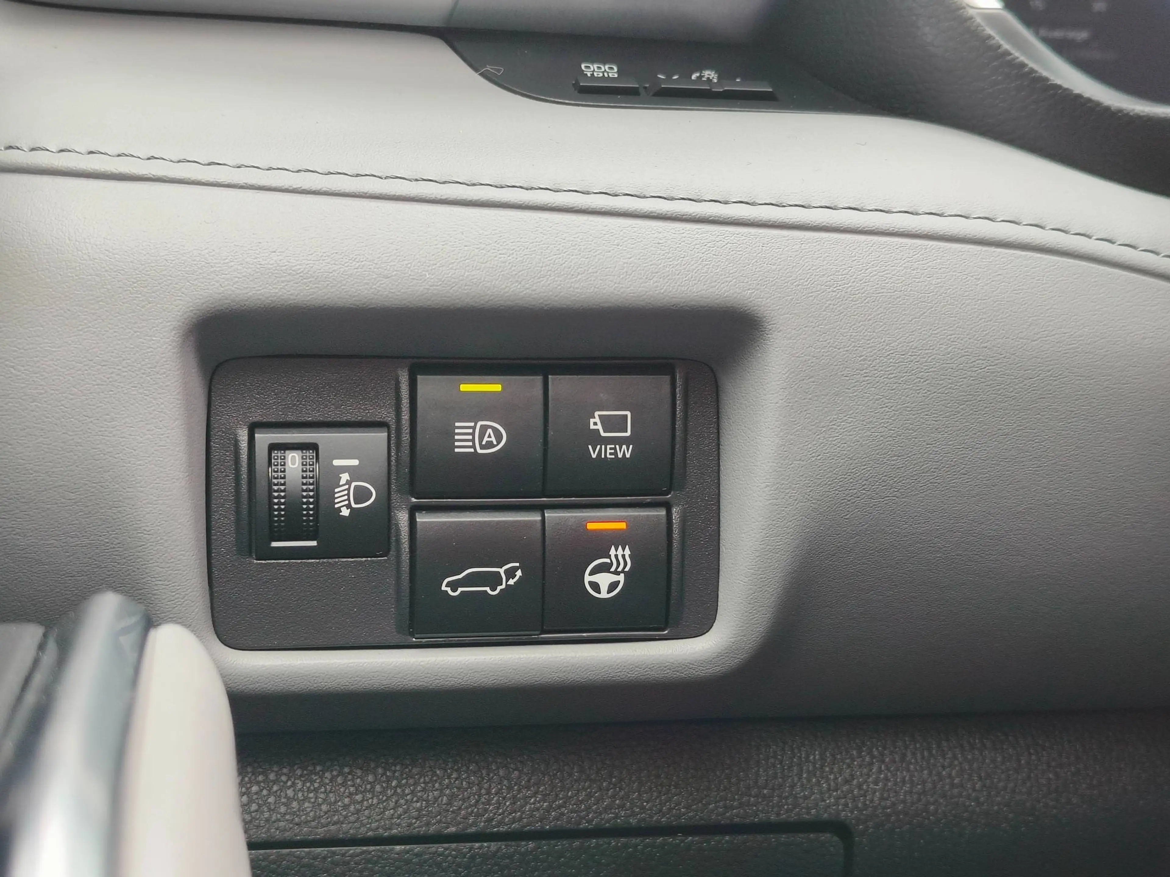 Toyota Highlander Hybrid 2.5 AWD Luxury 7seats Pano/ACC/360/HUD — photo 11