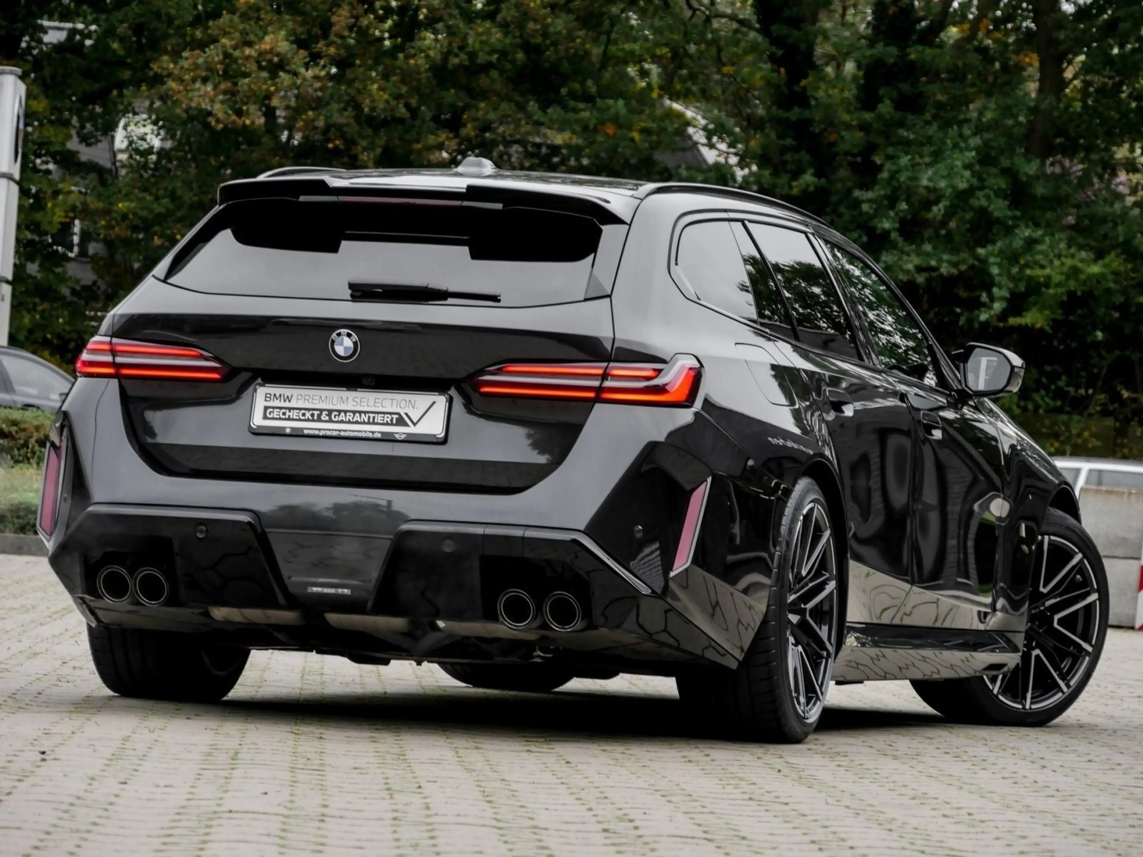 BMW M5 Touring 0,5% Versteurung ACC 360°KAM RFK NAVI LED — photo 2