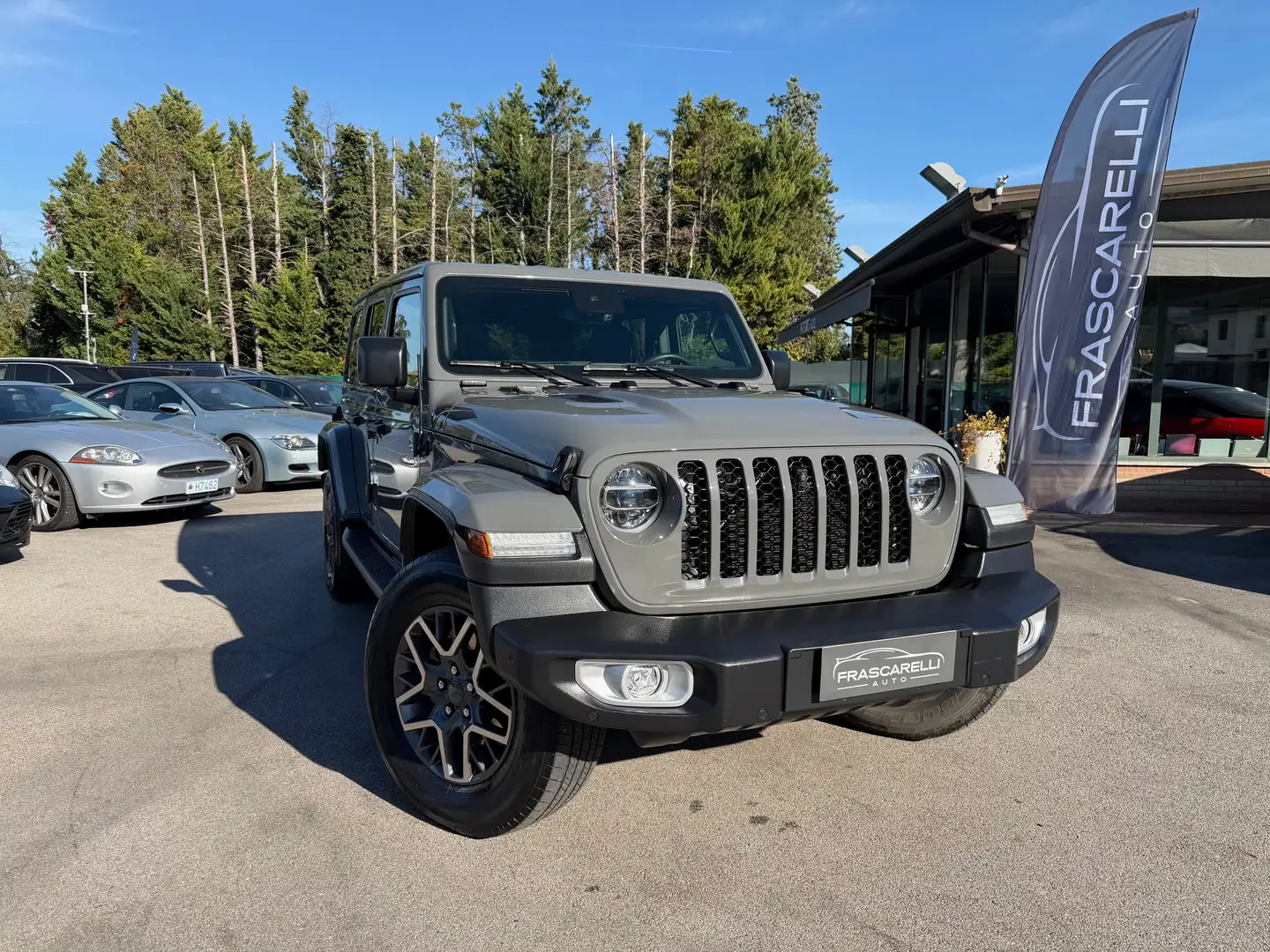 Jeep Wrangler Unlimited 2.0 phev Sahara 4xe auto/full/km doc. Gris - 1