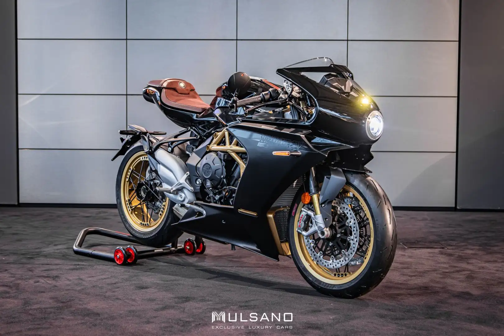 MV Agusta SUPERVELOCE S NERO CARBON METALIZZATO Zwart - 1
