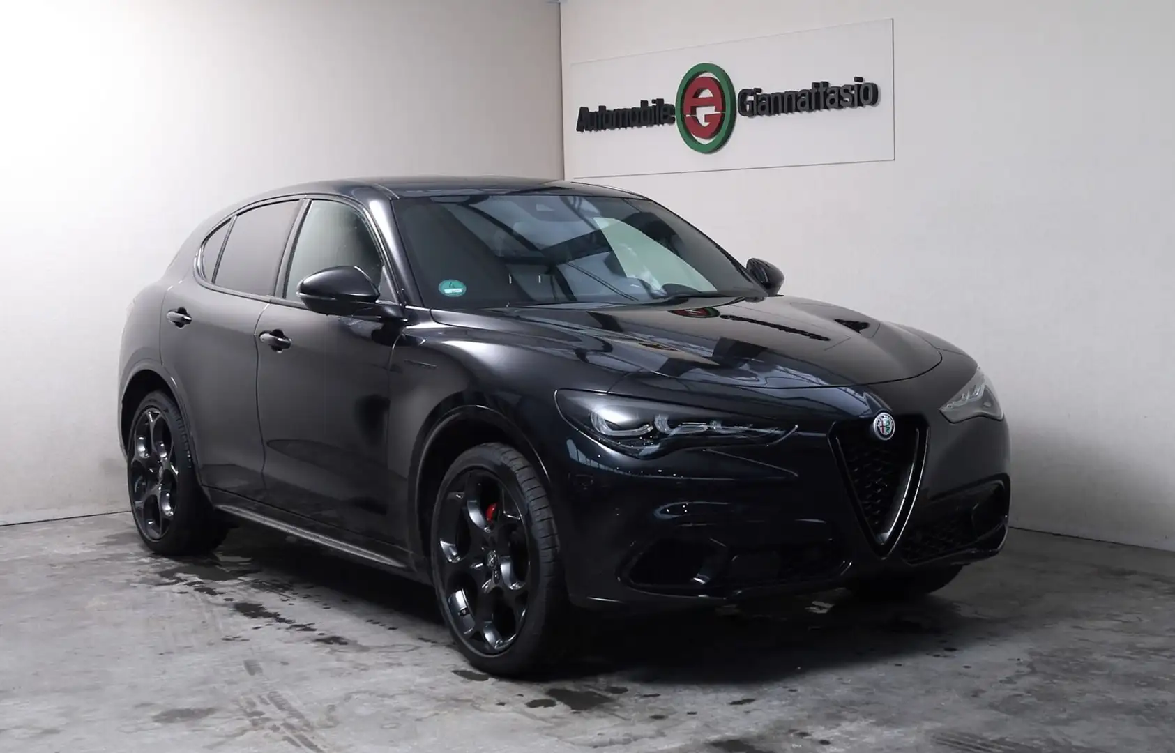 Alfa Romeo Stelvio Competizione Q4 Assitenz Paket 21"*Matri Schwarz - 1