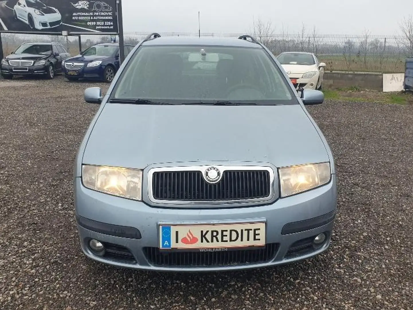 Skoda Fabia Ambiente Grau - 2