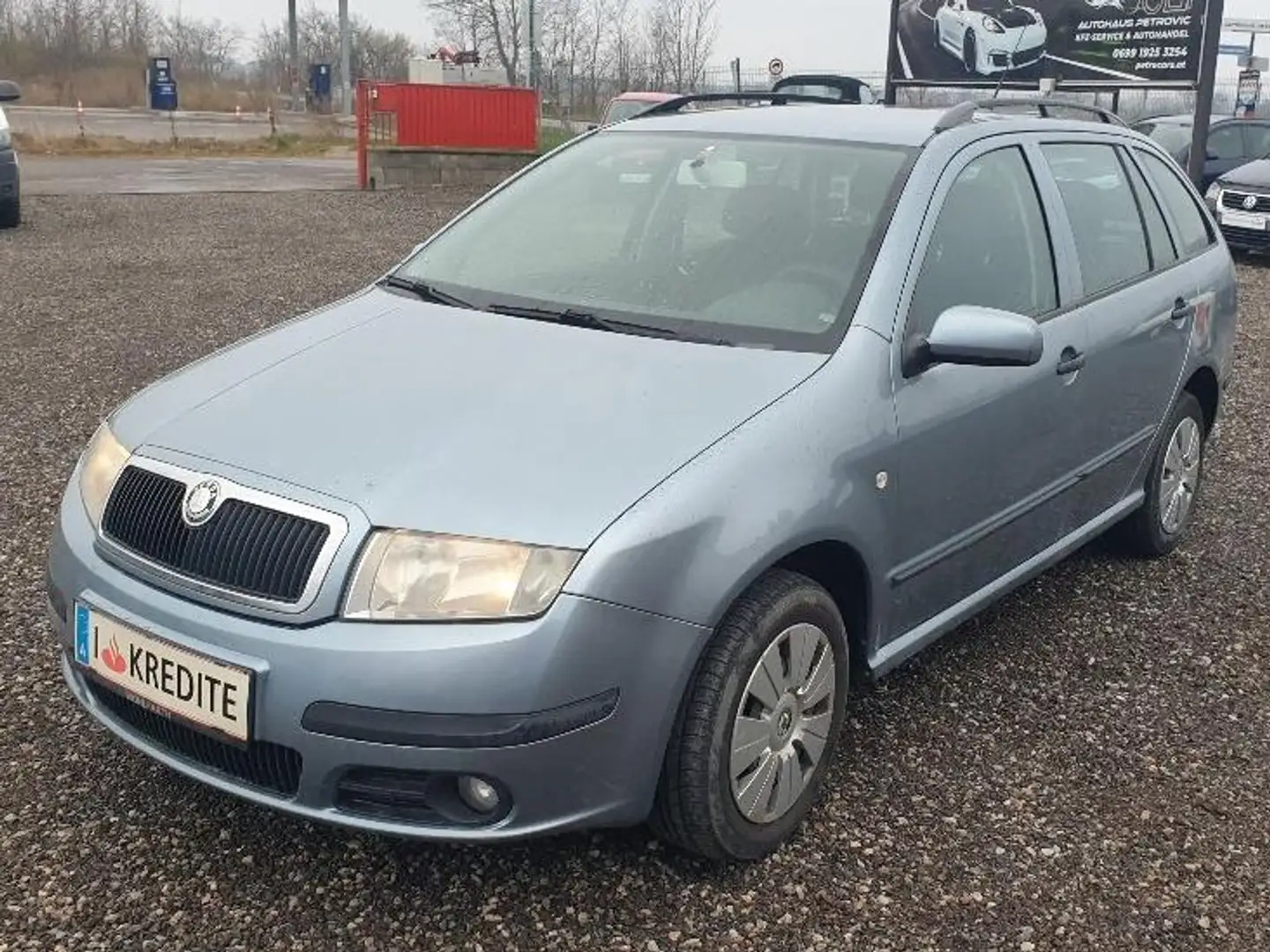 Skoda Fabia Ambiente Grau - 1