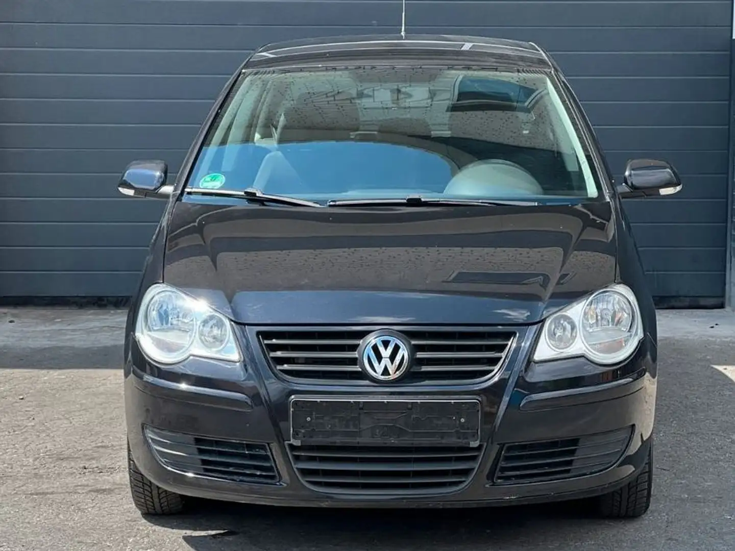 Volkswagen Polo IV Trendline/Klima/TÜV Noir - 2