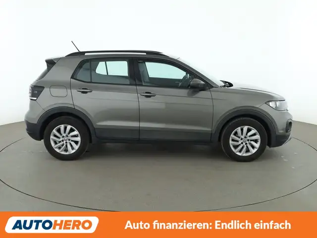 Volkswagen T-Cross view 7