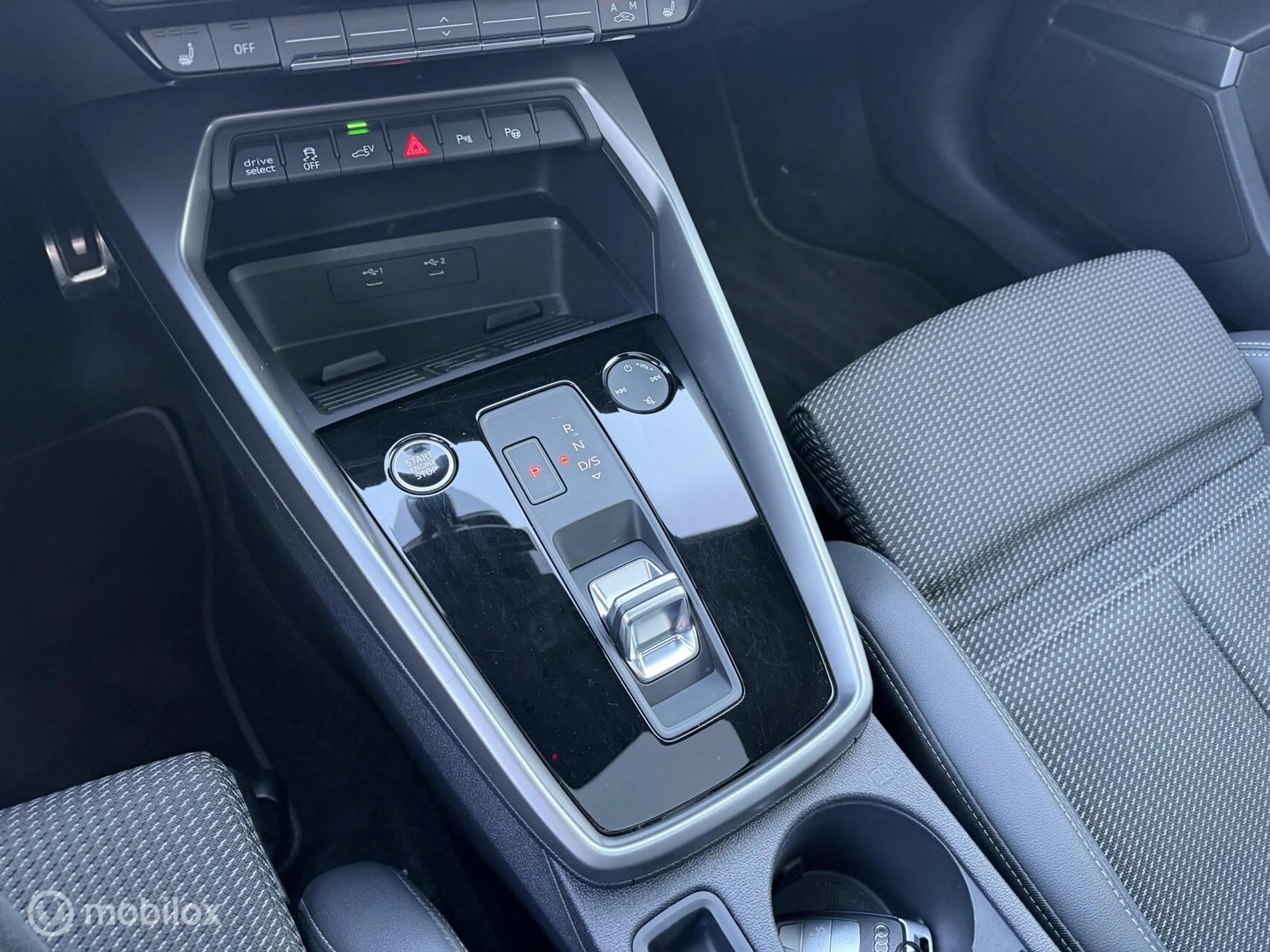 Audi A3 Sportback 45 TFSI e S-line LED*ACC*PANO-DAK*B&O*CA — photo 17