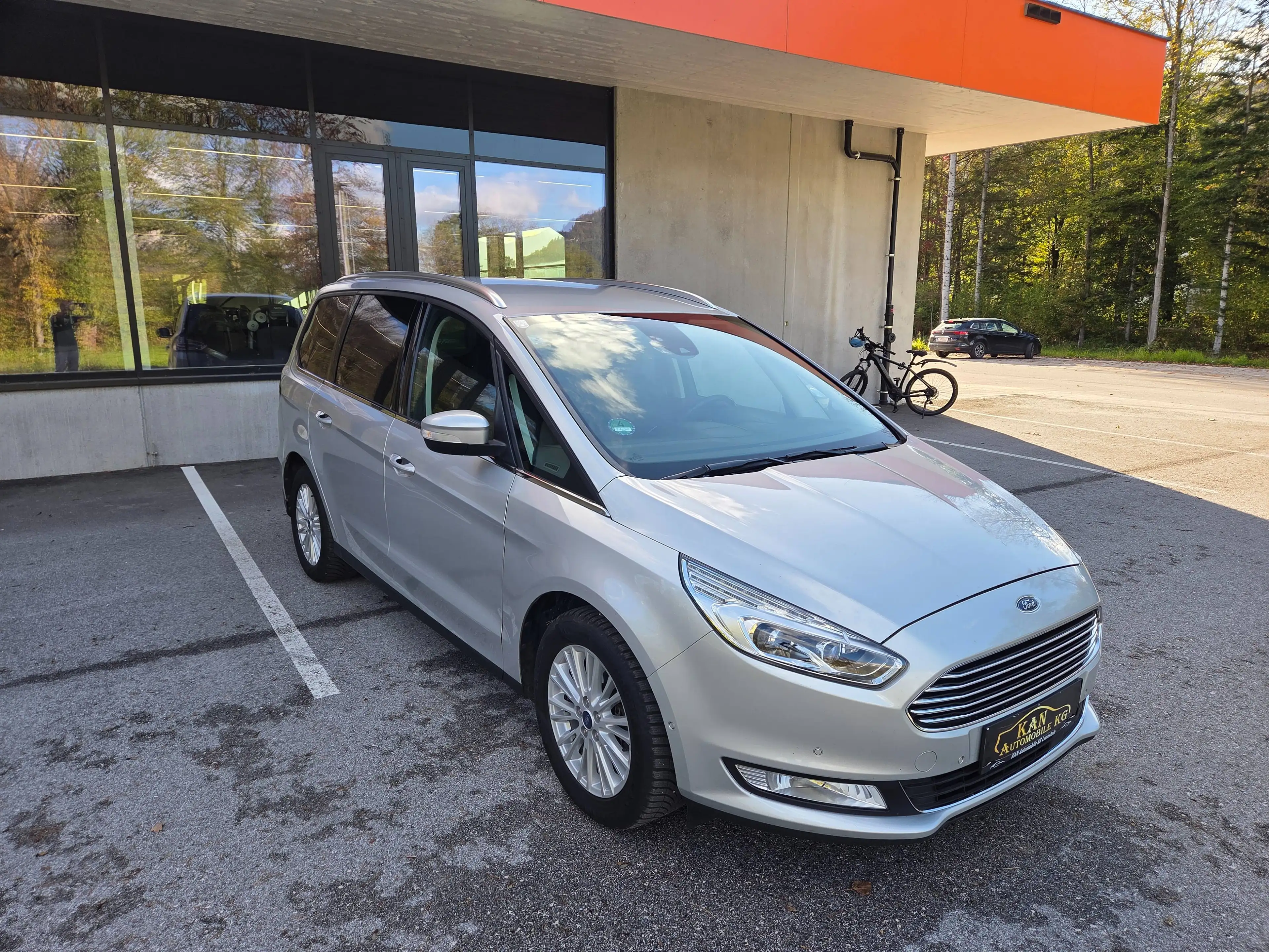 Ford Galaxy 2.0 Ecoblue Titanium 7-Sitzer