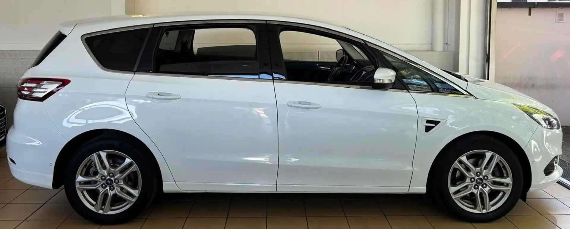 Ford S-Max 2.0 Titanium LED Kamera ACC Touch Key-Go AHK DAB Weiß - 2