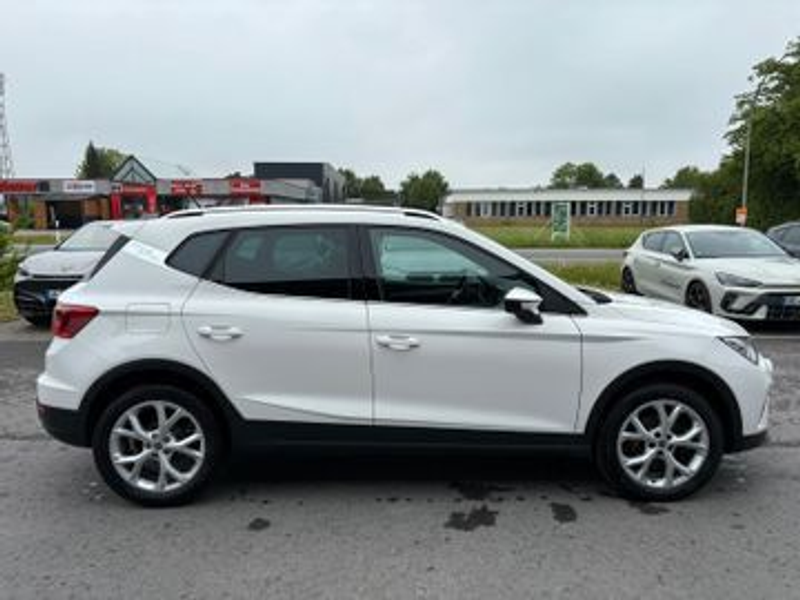 SEAT Arona FR 1,5 TSI DSG *GJR*Voll LED*Navi* — photo 3