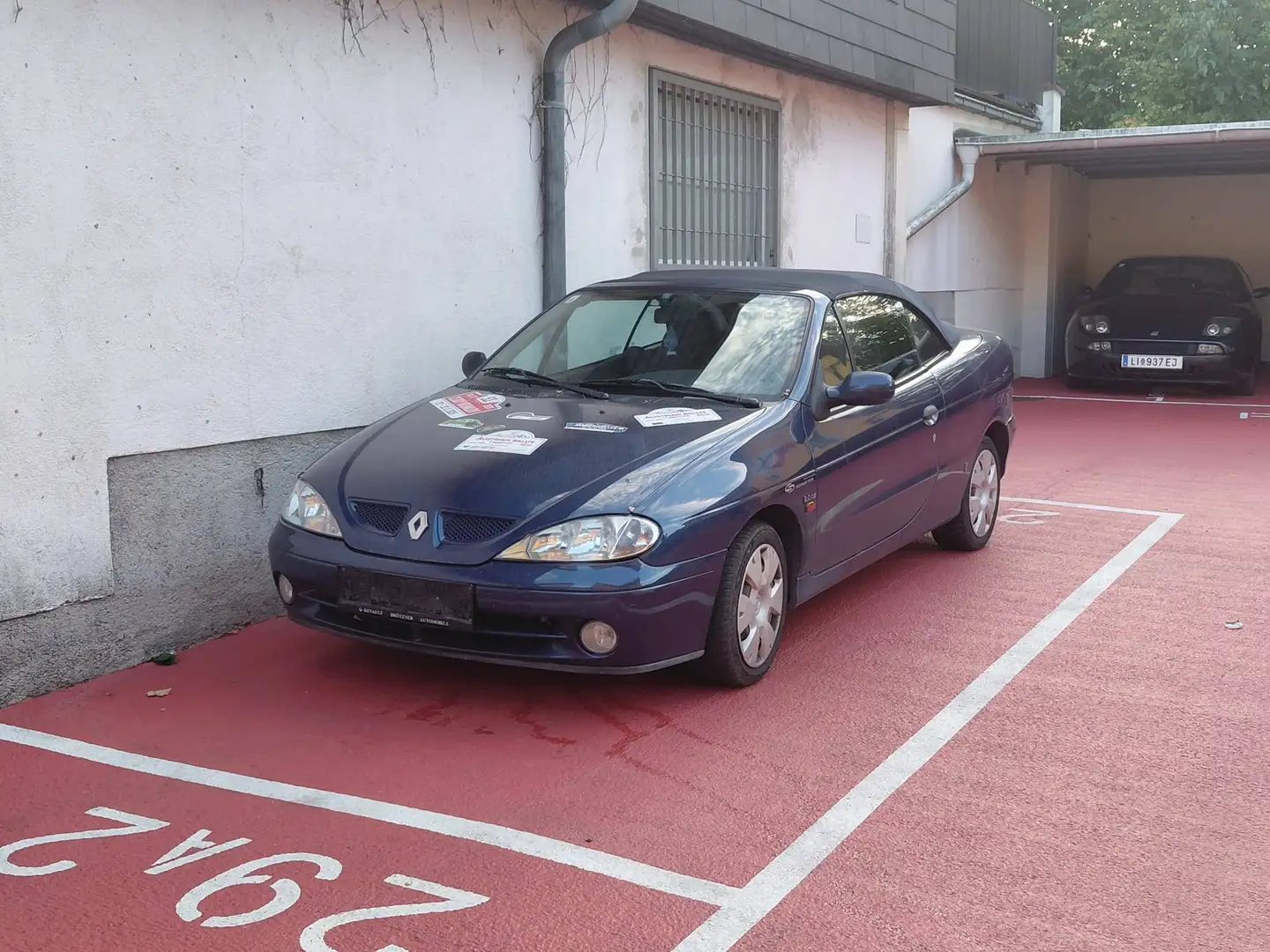 Renault Megane Mégane Cabrio Sport 2,0 16V IDE Blau - 1