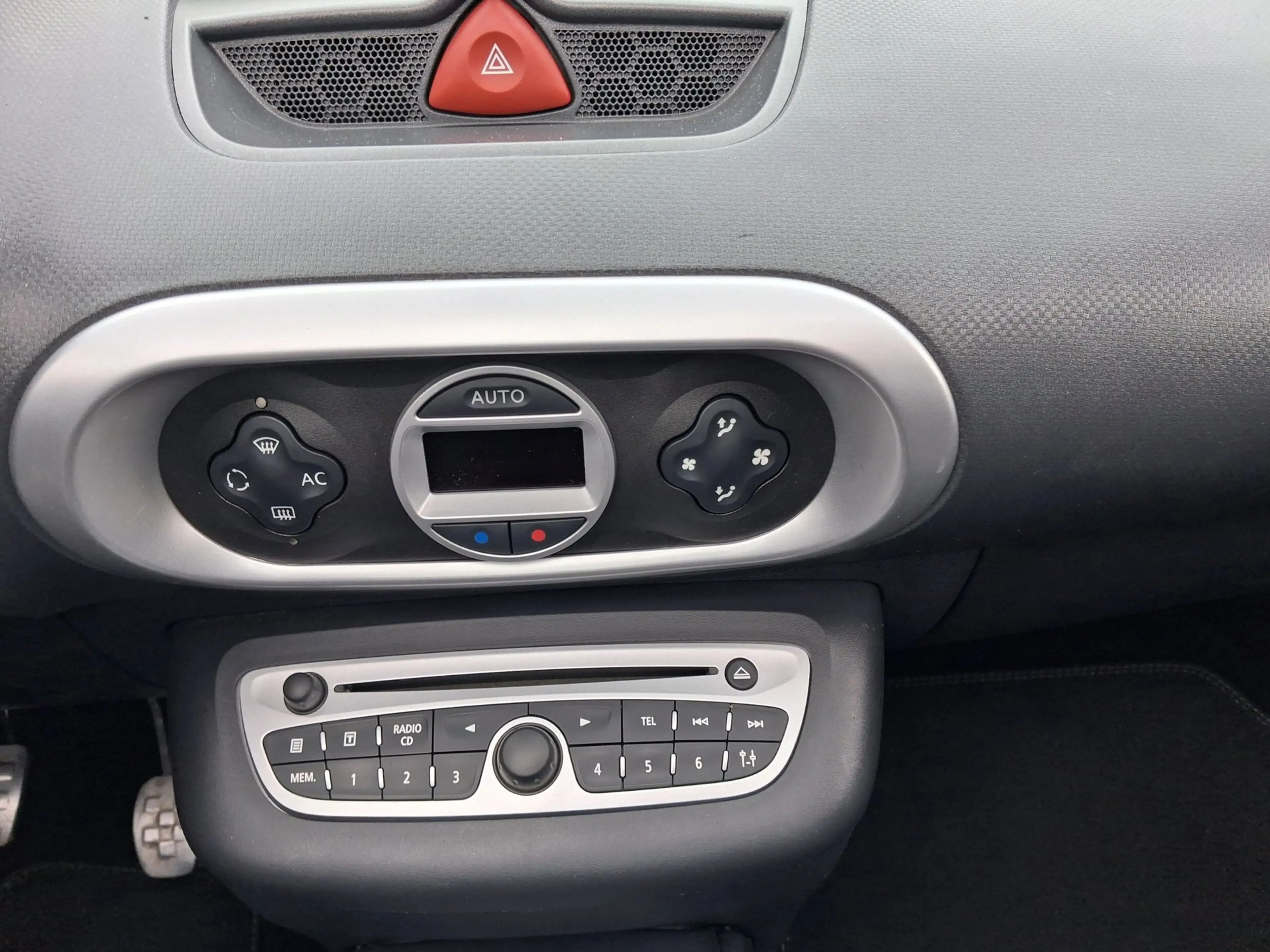 Renault Wind 1.2 TCE Exception airco lage km nieuwe distributie — photo 15