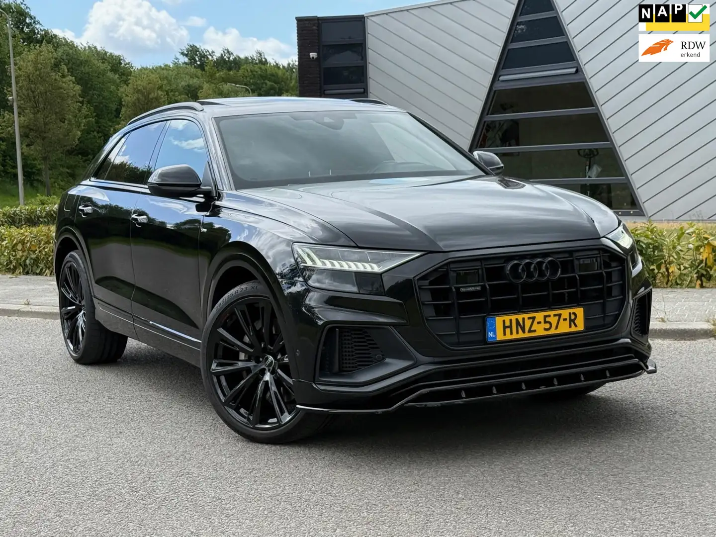 Audi Q8 55 TFSI e quattro Pro S Line Advanced | Clima | Pa Zwart - 1