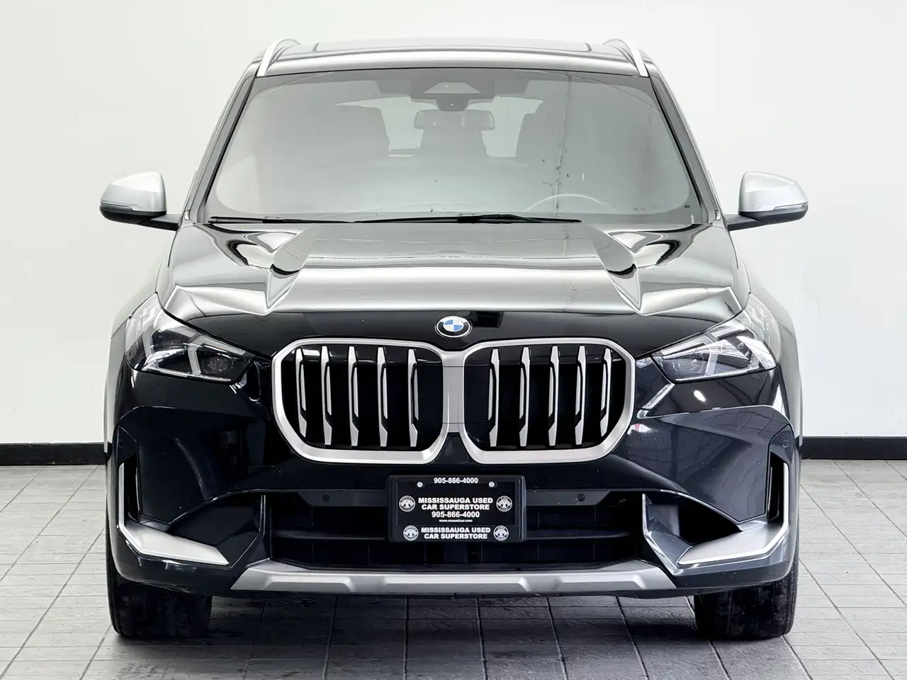 BMW X1 снимка BMW X1