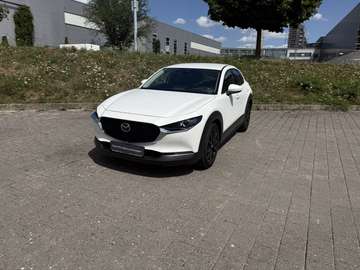 2.0 SKYACTIV-X M Hybrid Selection 2WD Kamera 8-Fach BOSE