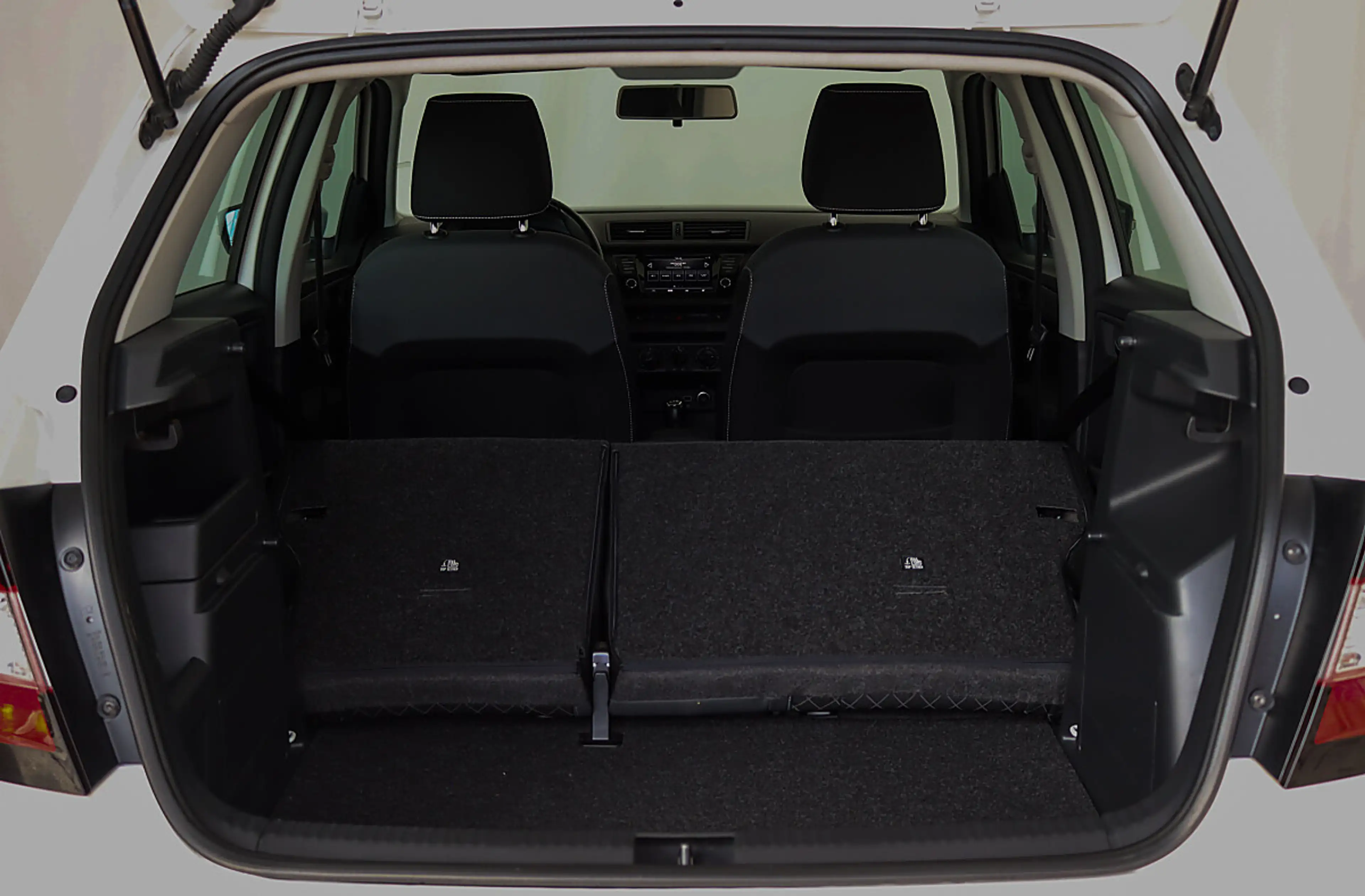 Skoda Fabia Ambition PDC WINTERPAKET — photo 15