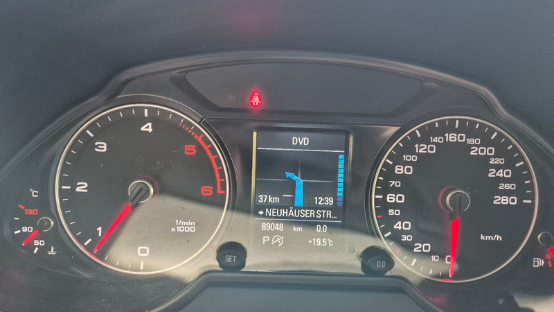Audi Q5 2.0 TDI S Line quattro/AHK/BiXen/Navi/SHZ/PTS — photo 11