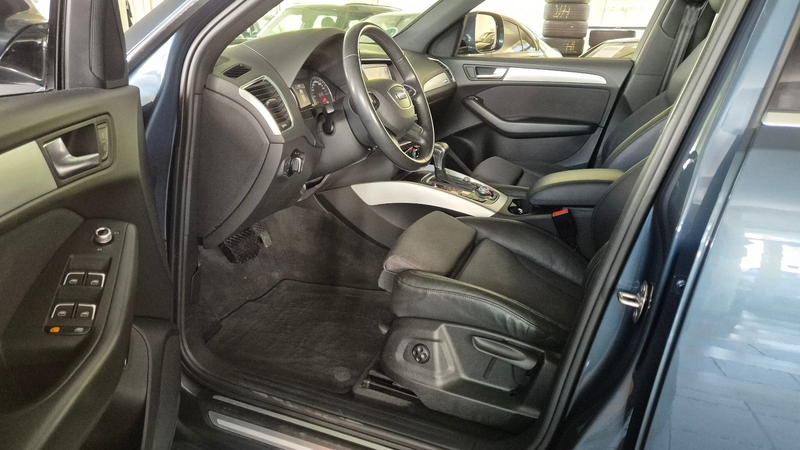 Audi Q5 2.0 TDI S Line quattro/AHK/BiXen/Navi/SHZ/PTS — photo 14