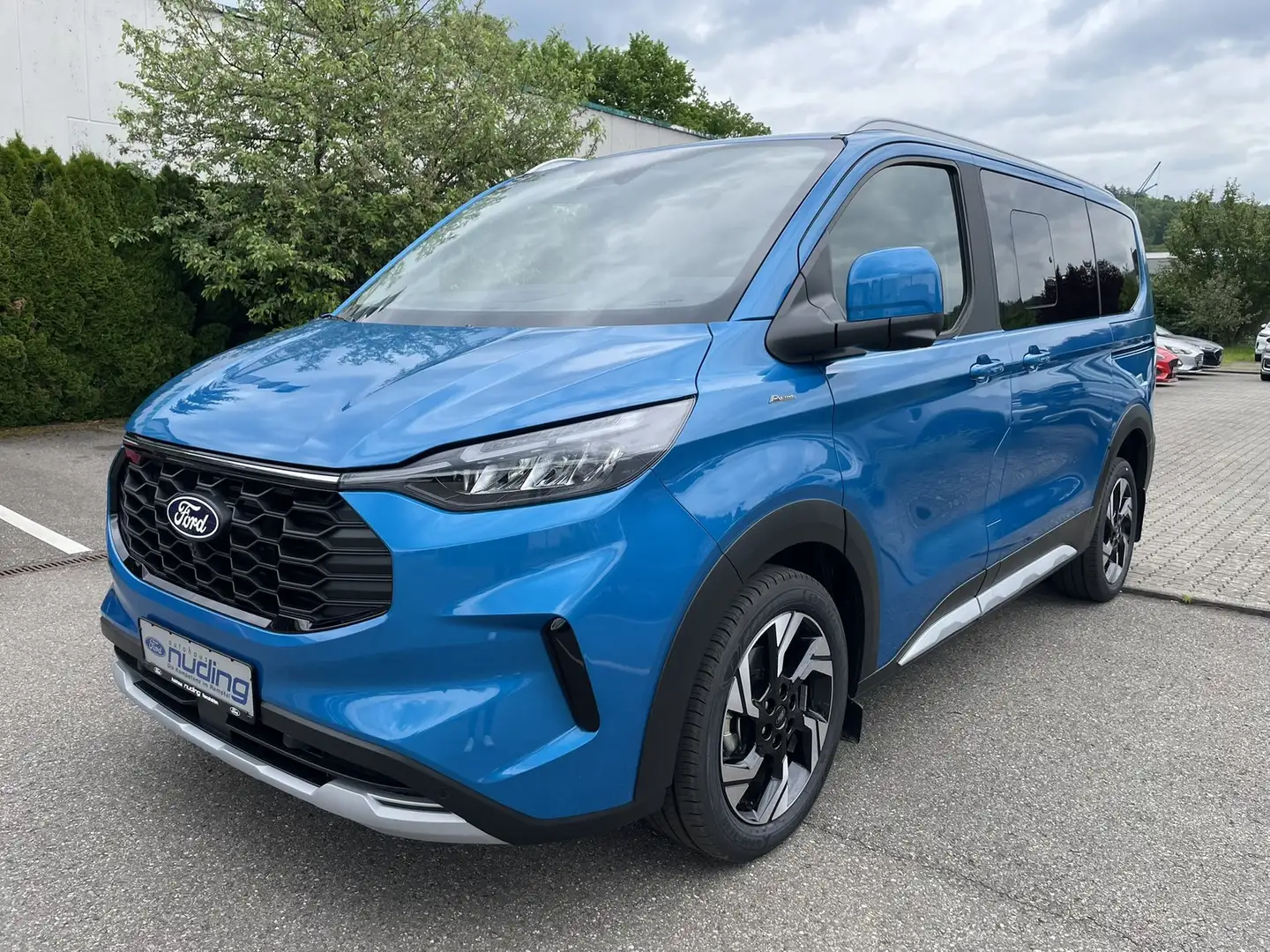 Ford Tourneo Custom 320 L1 2.0 EcoBlue AWD Active Bleu - 2