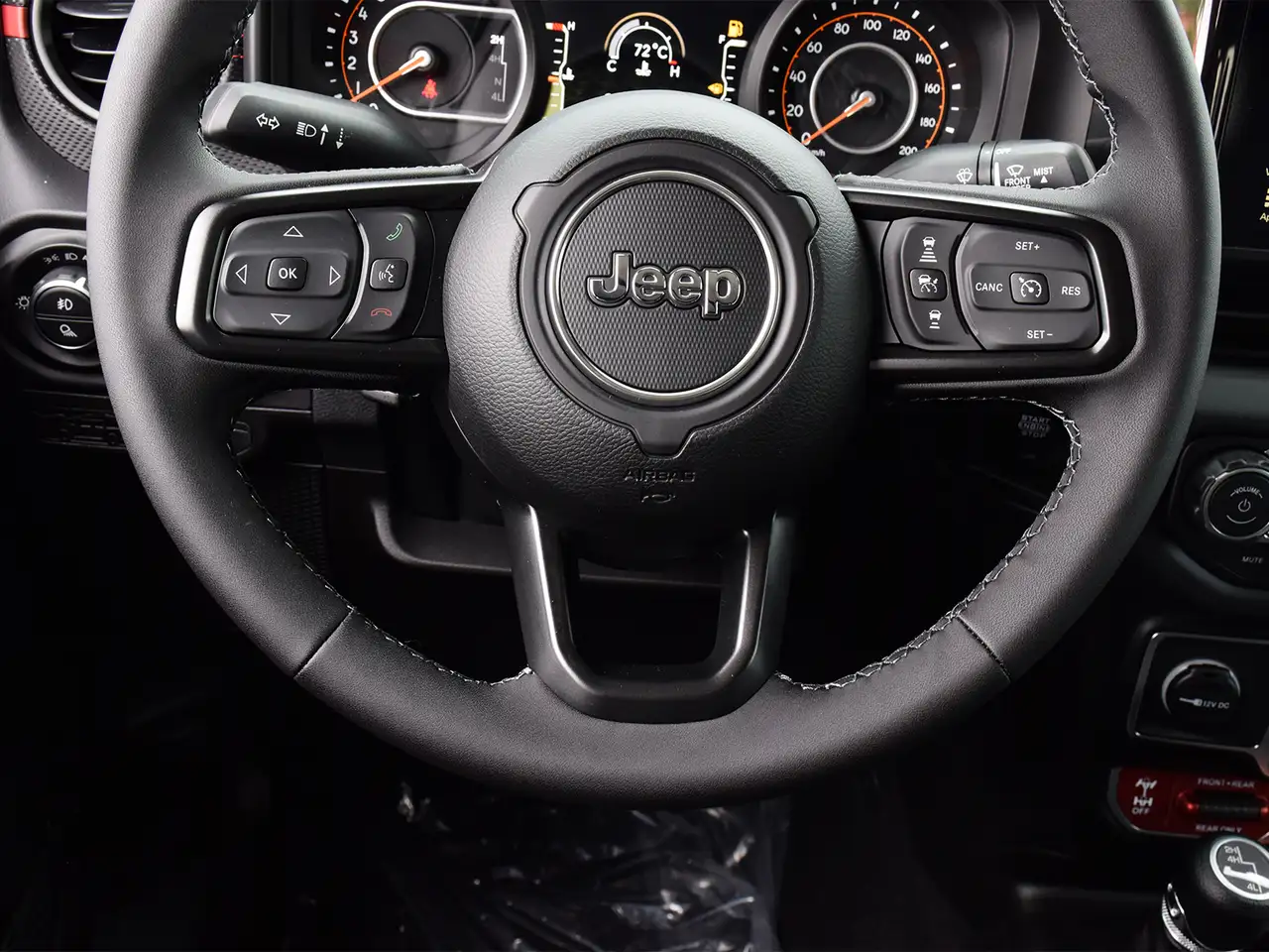 Jeep Gladiator снимка Jeep Gladiator